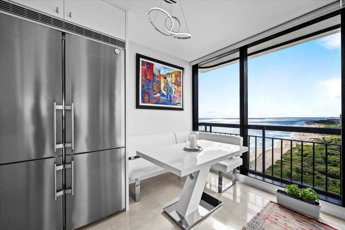 Singer Island, Florida, 33404, United States, 2 Bedrooms Bedrooms, ,4 BathroomsBathrooms,Residential,Active,2002609