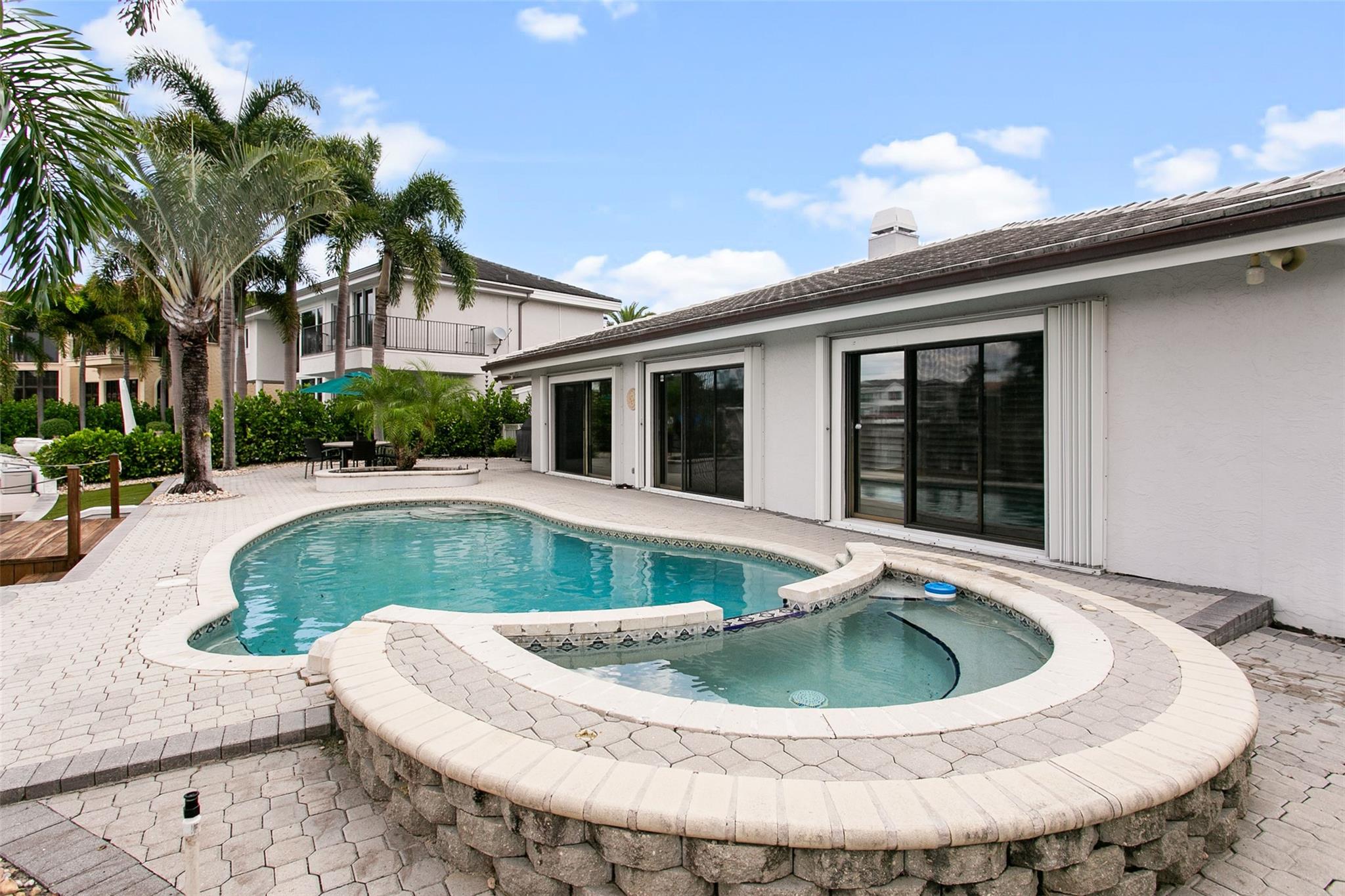 Lighthouse Point, Florida, 33064, United States, 4 Bedrooms Bedrooms, ,4 BathroomsBathrooms,Residential,Active,1926903