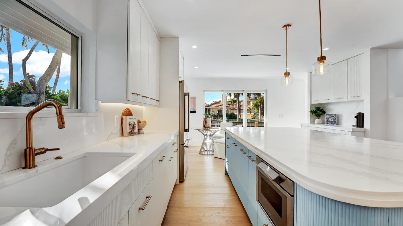 Boca Raton, Florida, 33432, United States, 4 Bedrooms Bedrooms, ,5 BathroomsBathrooms,Residential,Active,1990028