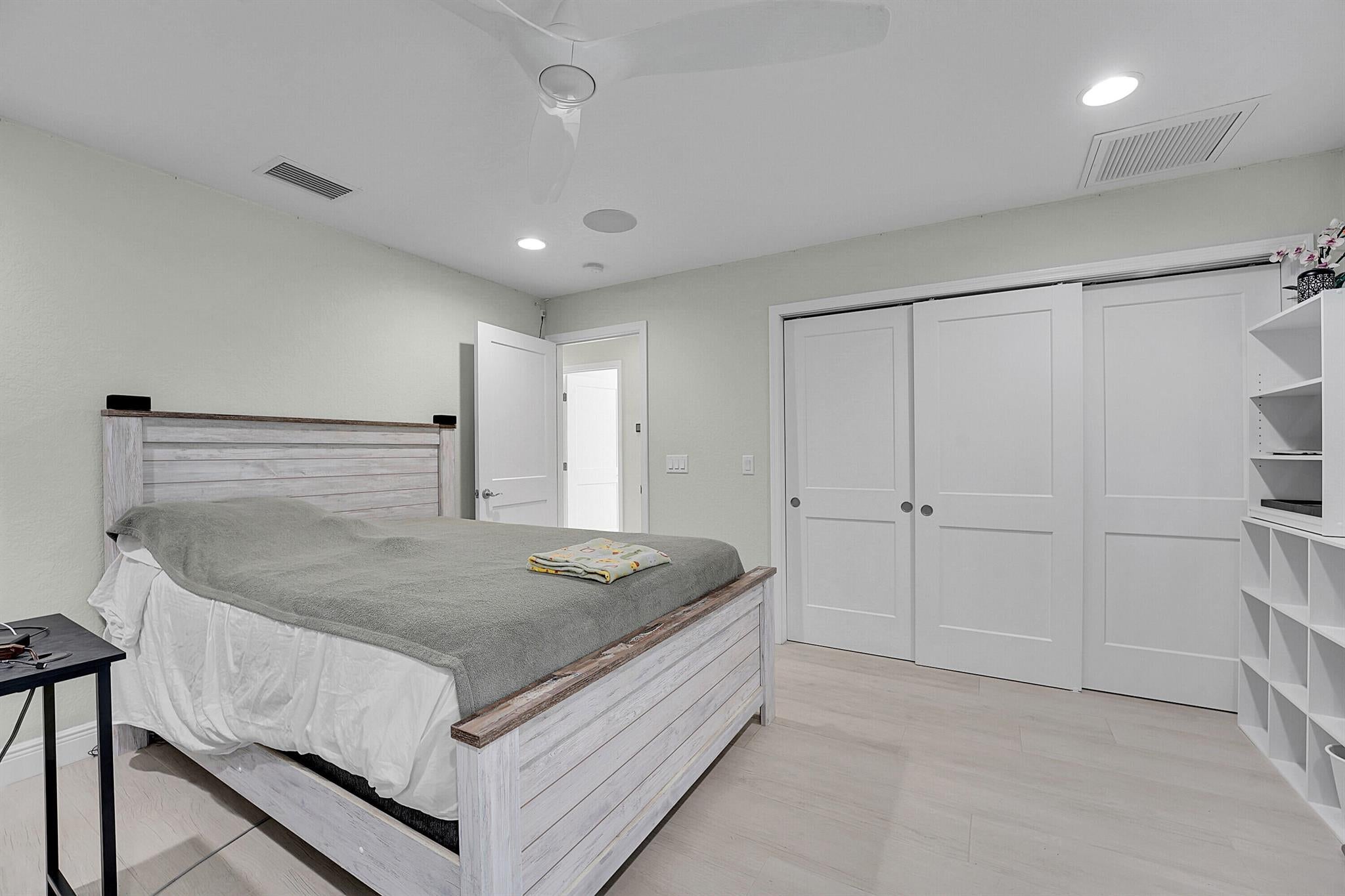 Okeechobee, Florida, 34974, United States, 4 Bedrooms Bedrooms, ,4 BathroomsBathrooms,Residential,Active,1909609