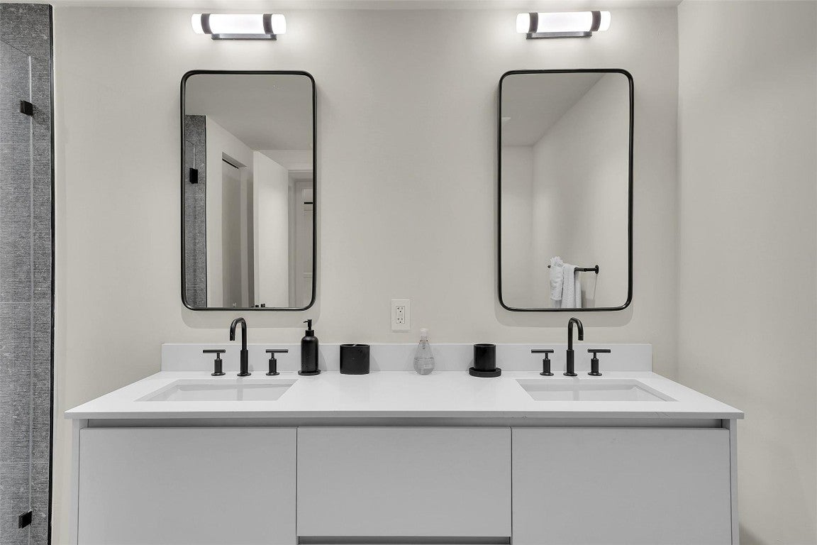 Miami Beach, Florida, 33139, United States, 2 Bedrooms Bedrooms, ,2 BathroomsBathrooms,Residential,Active,2008350