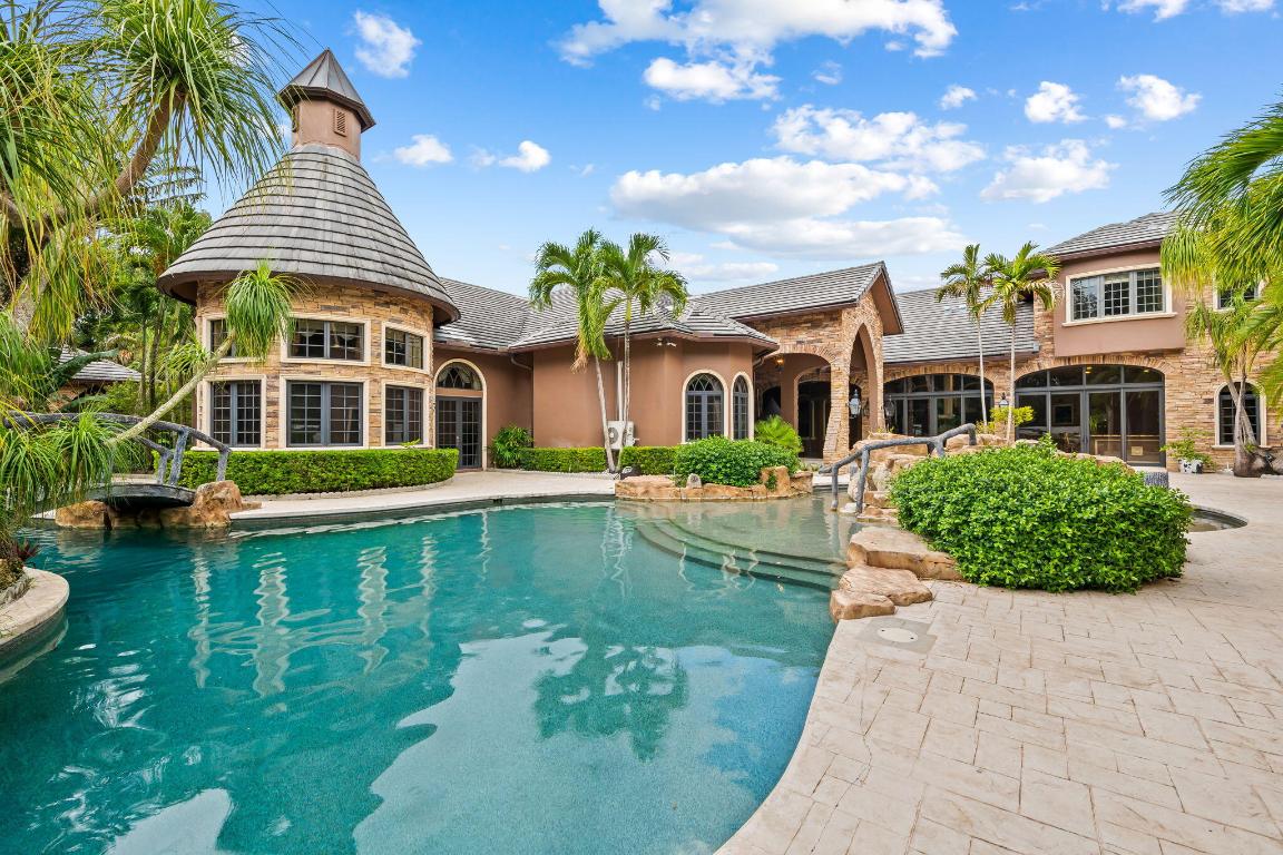 Parkland, Florida, 33067, United States, 7 Bedrooms Bedrooms, ,9 BathroomsBathrooms,Residential,Active,2010918