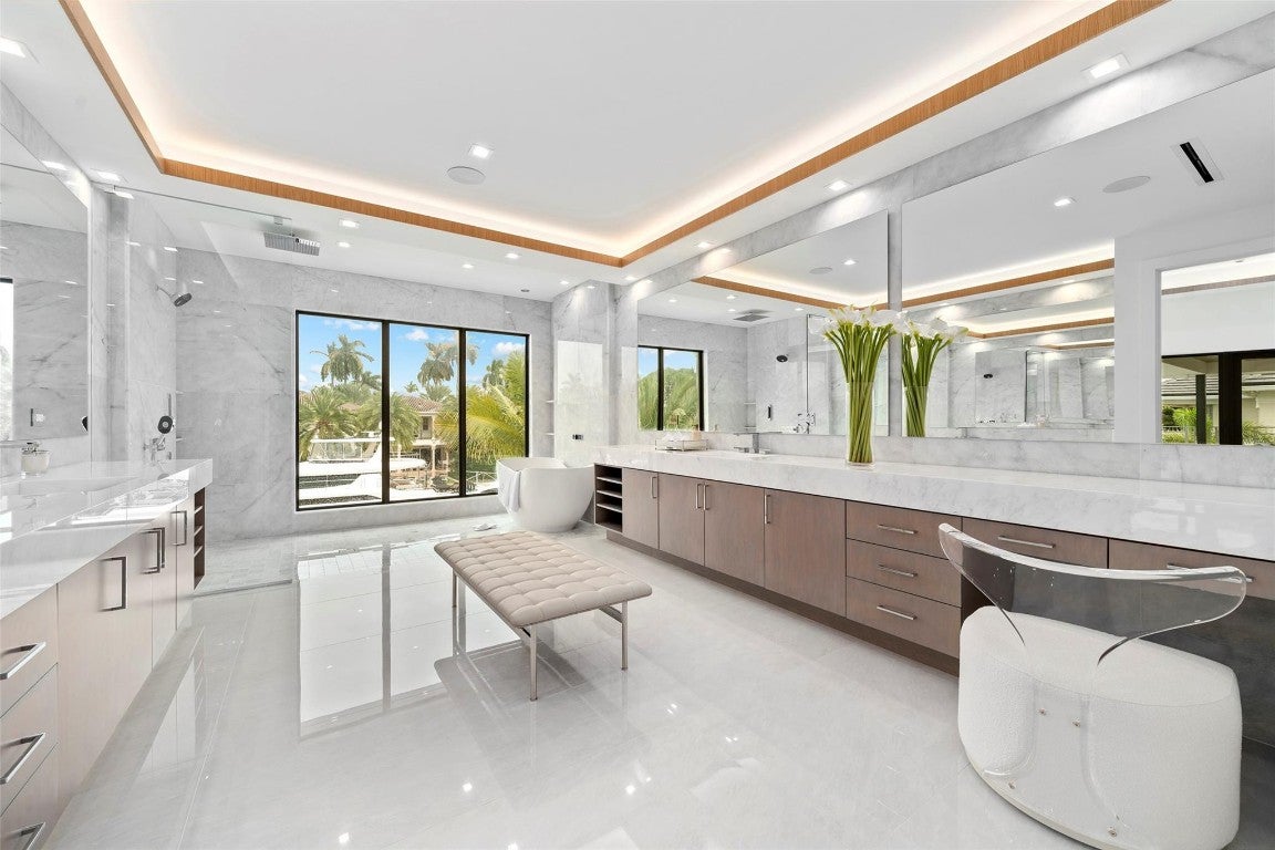 Fort Lauderdale, Florida, 33301, United States, 6 Bedrooms Bedrooms, ,6 BathroomsBathrooms,Residential,Active,2007977