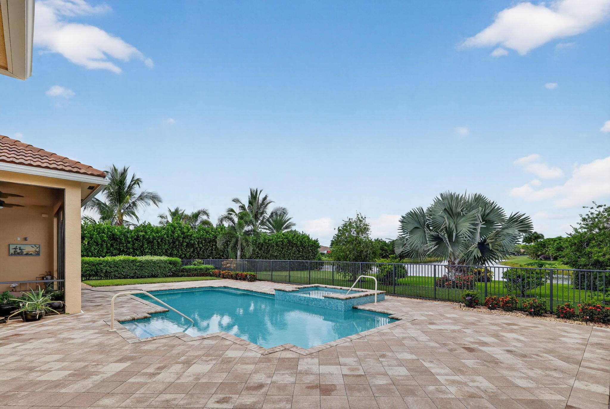 Palm City, Florida, 34990, United States, 4 Bedrooms Bedrooms, ,5 BathroomsBathrooms,Residential,Active,1952625