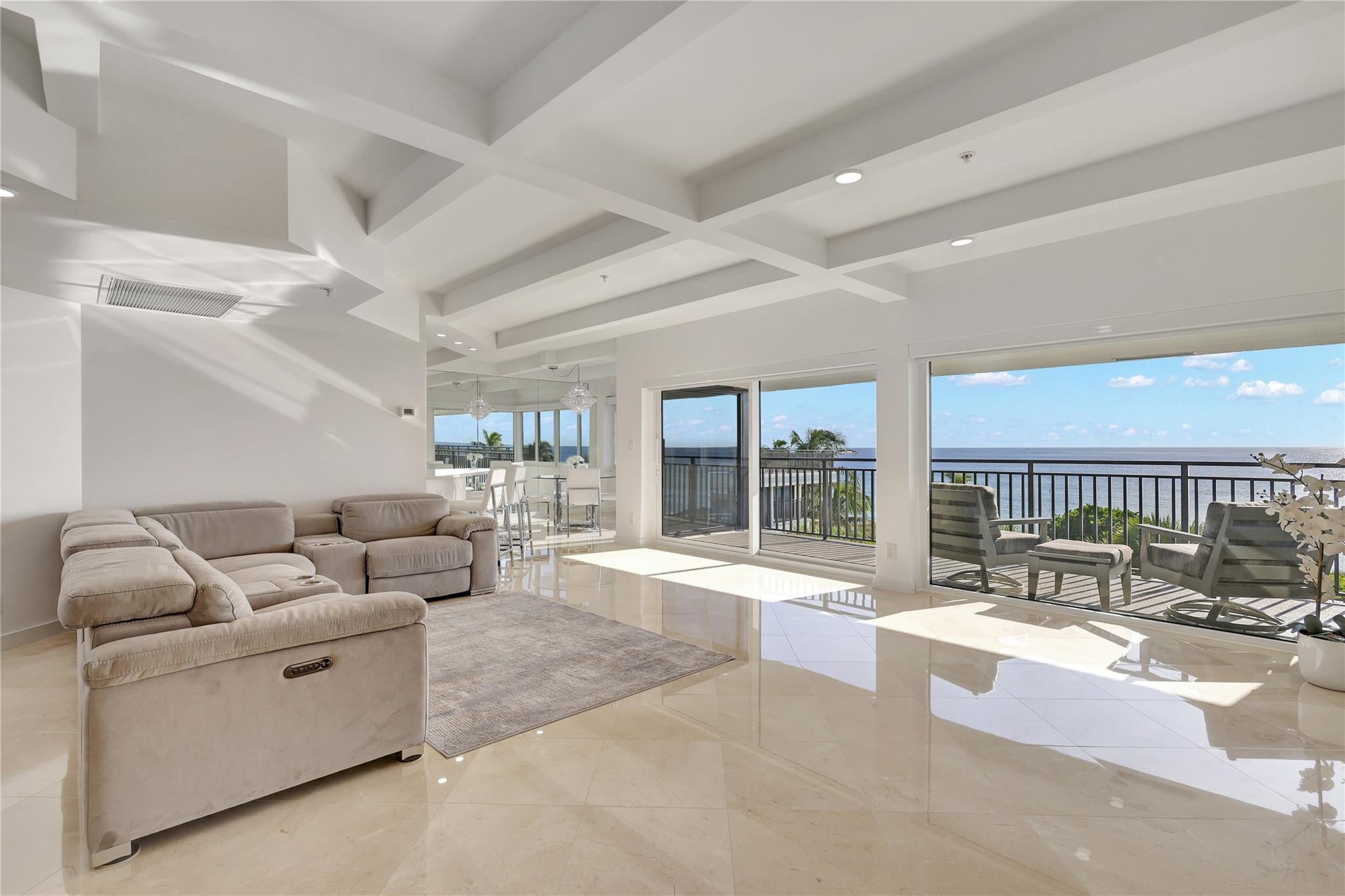 Deerfield Beach, Florida, 33441, United States, 2 Bedrooms Bedrooms, ,2 BathroomsBathrooms,Residential,Active,1973276