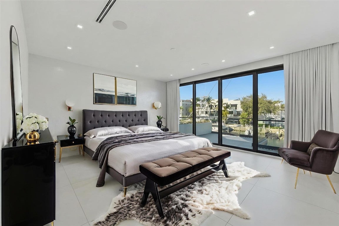 Fort Lauderdale, Florida, 33316, United States, 5 Bedrooms Bedrooms, ,5 BathroomsBathrooms,Residential,Active,2008271