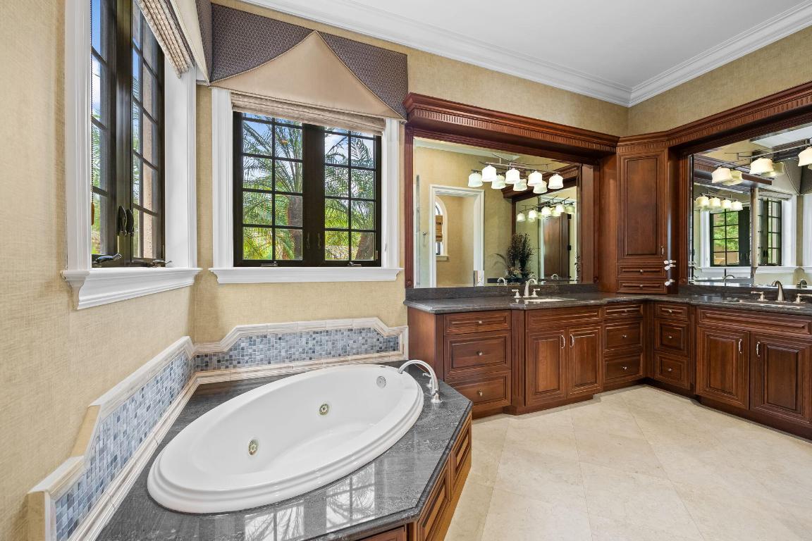 Parkland, Florida, 33067, United States, 7 Bedrooms Bedrooms, ,9 BathroomsBathrooms,Residential,Active,2010918