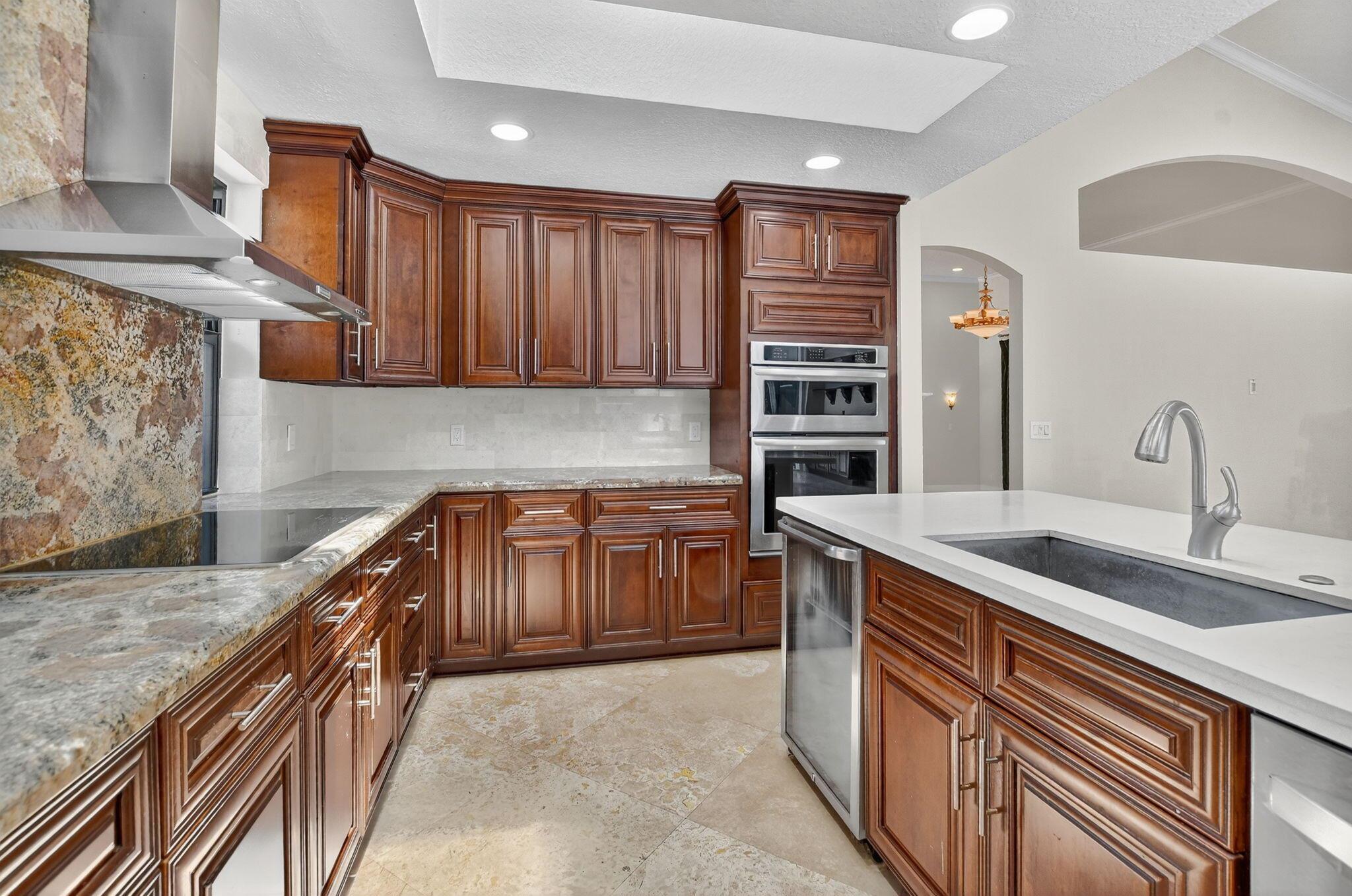 Boca Raton, Florida, 33487, United States, 5 Bedrooms Bedrooms, ,4 BathroomsBathrooms,Residential,Active,1892410