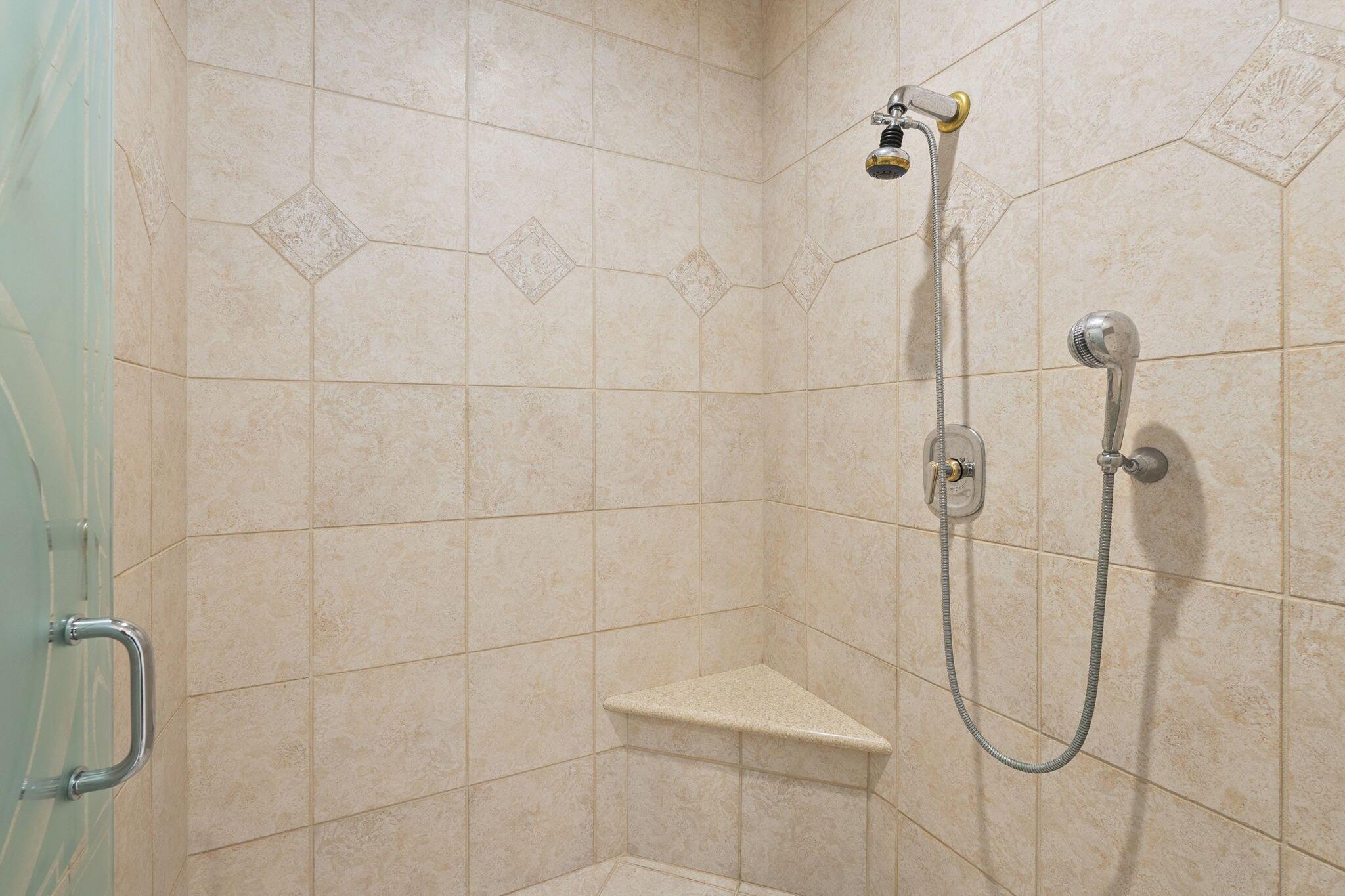 Sewalls Point, Florida, 34996, United States, 3 Bedrooms Bedrooms, ,4 BathroomsBathrooms,Residential,Active,1919064