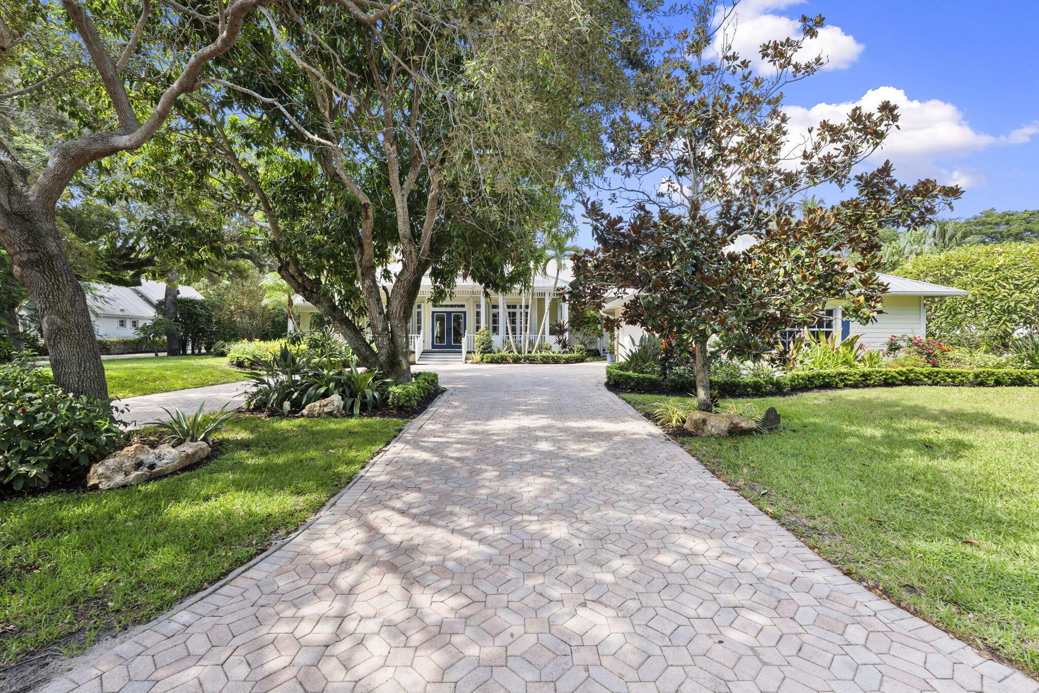 Sewalls Point, Florida, 34996, United States, 4 Bedrooms Bedrooms, ,3 BathroomsBathrooms,Residential,Active,1953273