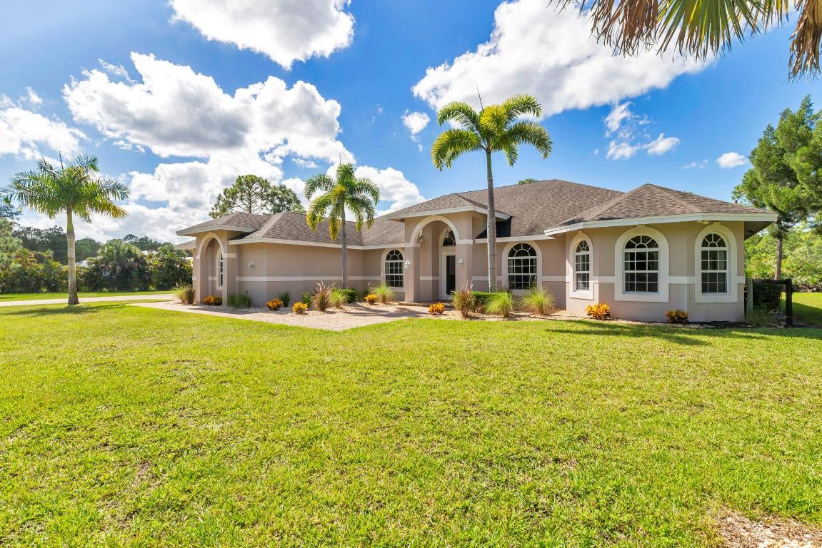 Palm Beach Gardens, Florida, 33418, United States, 4 Bedrooms Bedrooms, ,3 BathroomsBathrooms,Residential,Active,2008000 Palm Beach Gardens, Florida, 33418, United States, 4 Bedrooms Bedrooms, ,3 BathroomsBathrooms,Residential,Active,2008000