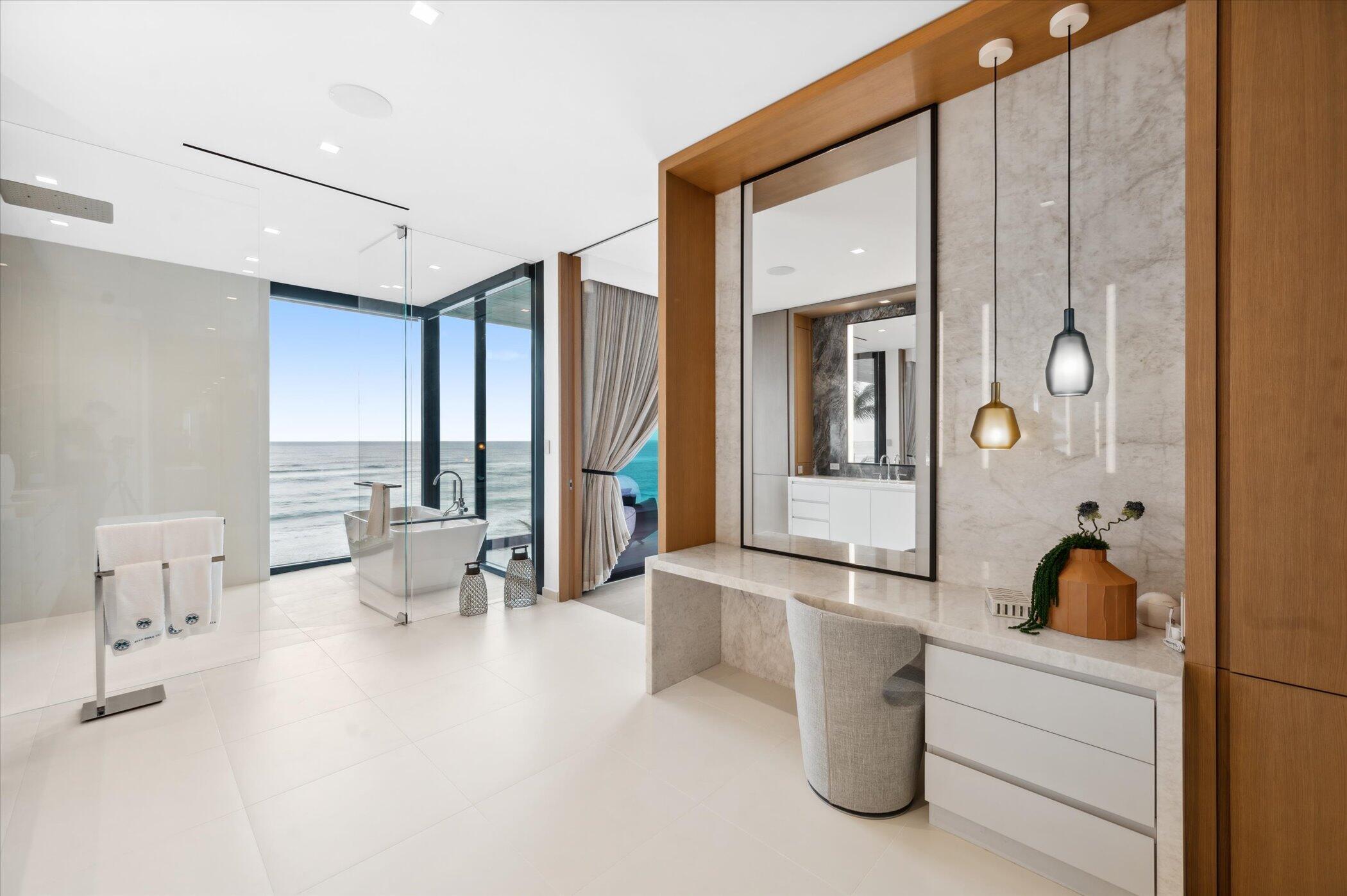 Hillsboro Beach, Florida, 33062, United States, 6 Bedrooms Bedrooms, ,8 BathroomsBathrooms,Residential,Active,1769322