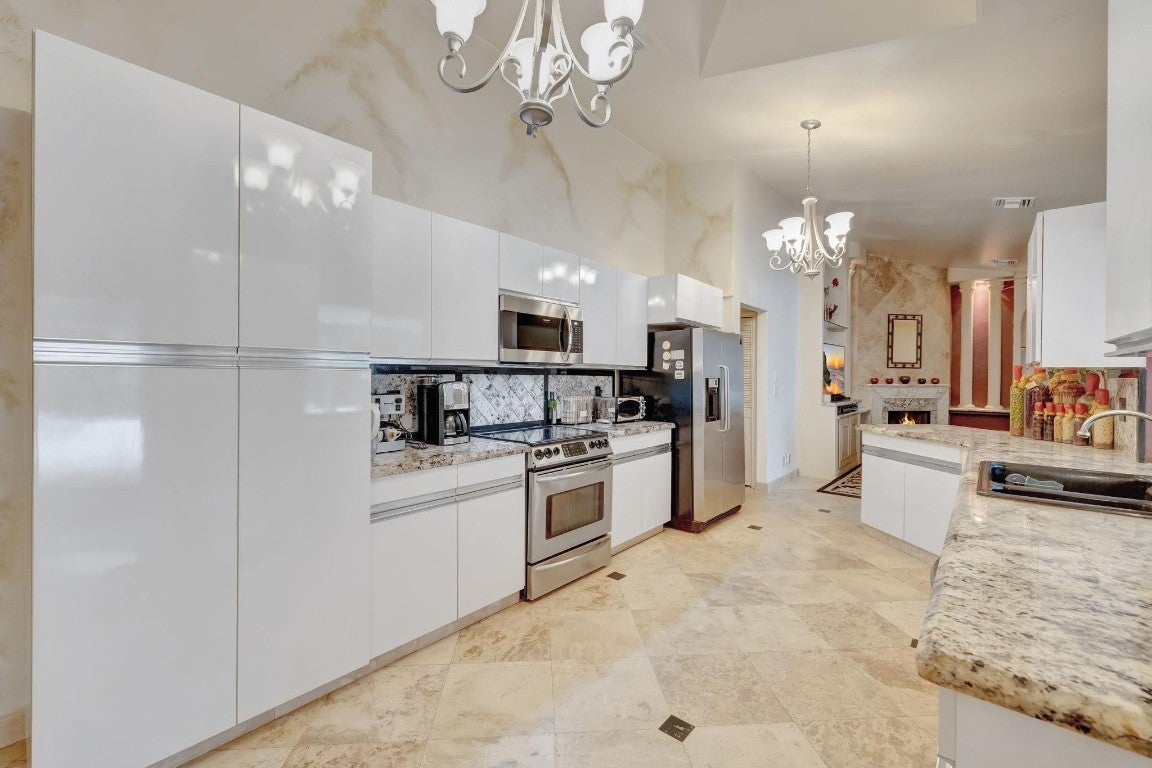 Coral Springs, Florida, 33067, United States, 4 Bedrooms Bedrooms, ,4 BathroomsBathrooms,Residential,Active,2008736