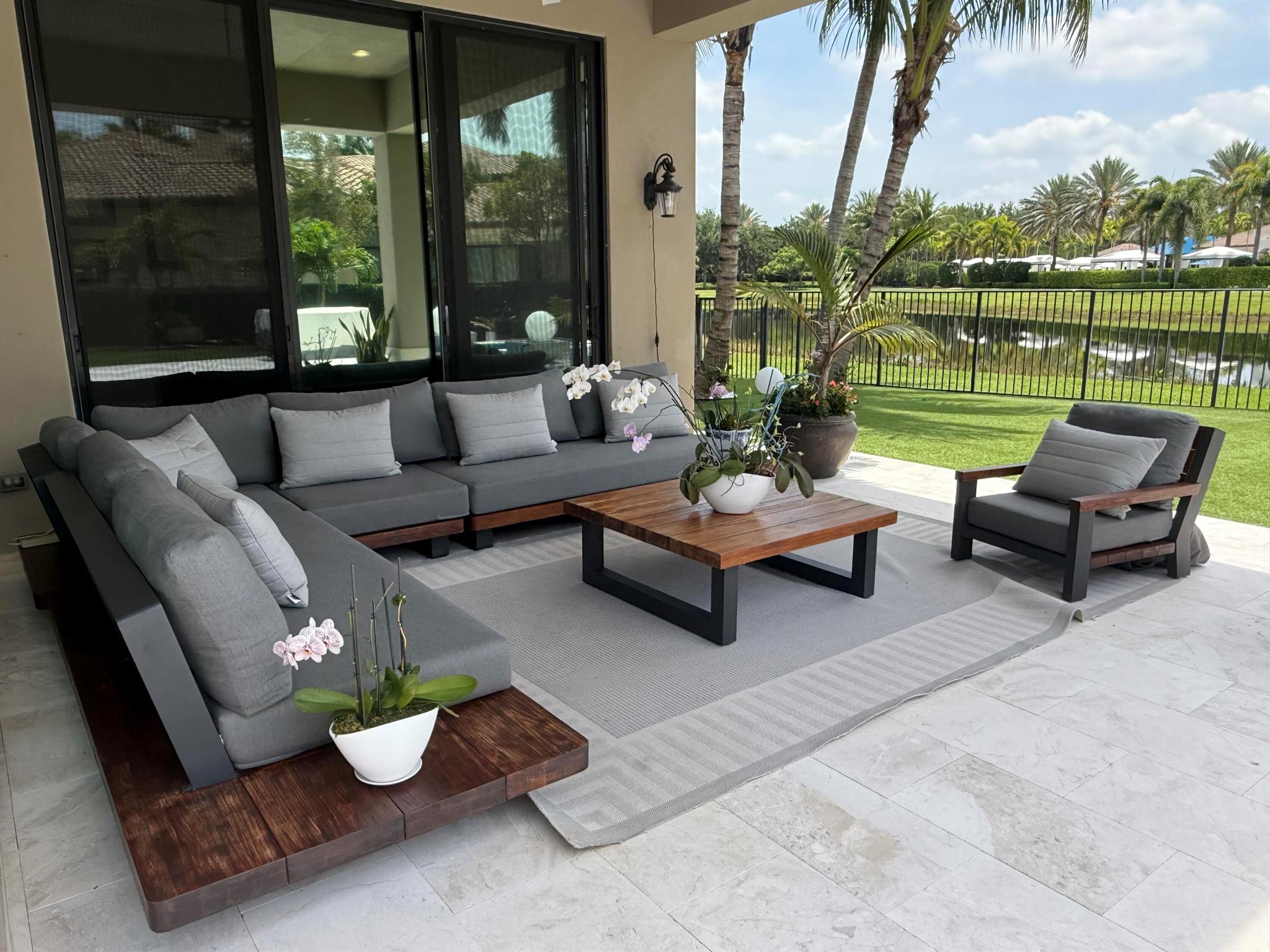 Delray Beach, Florida, 33446, United States, 5 Bedrooms Bedrooms, ,7 BathroomsBathrooms,Residential,Active,1960166