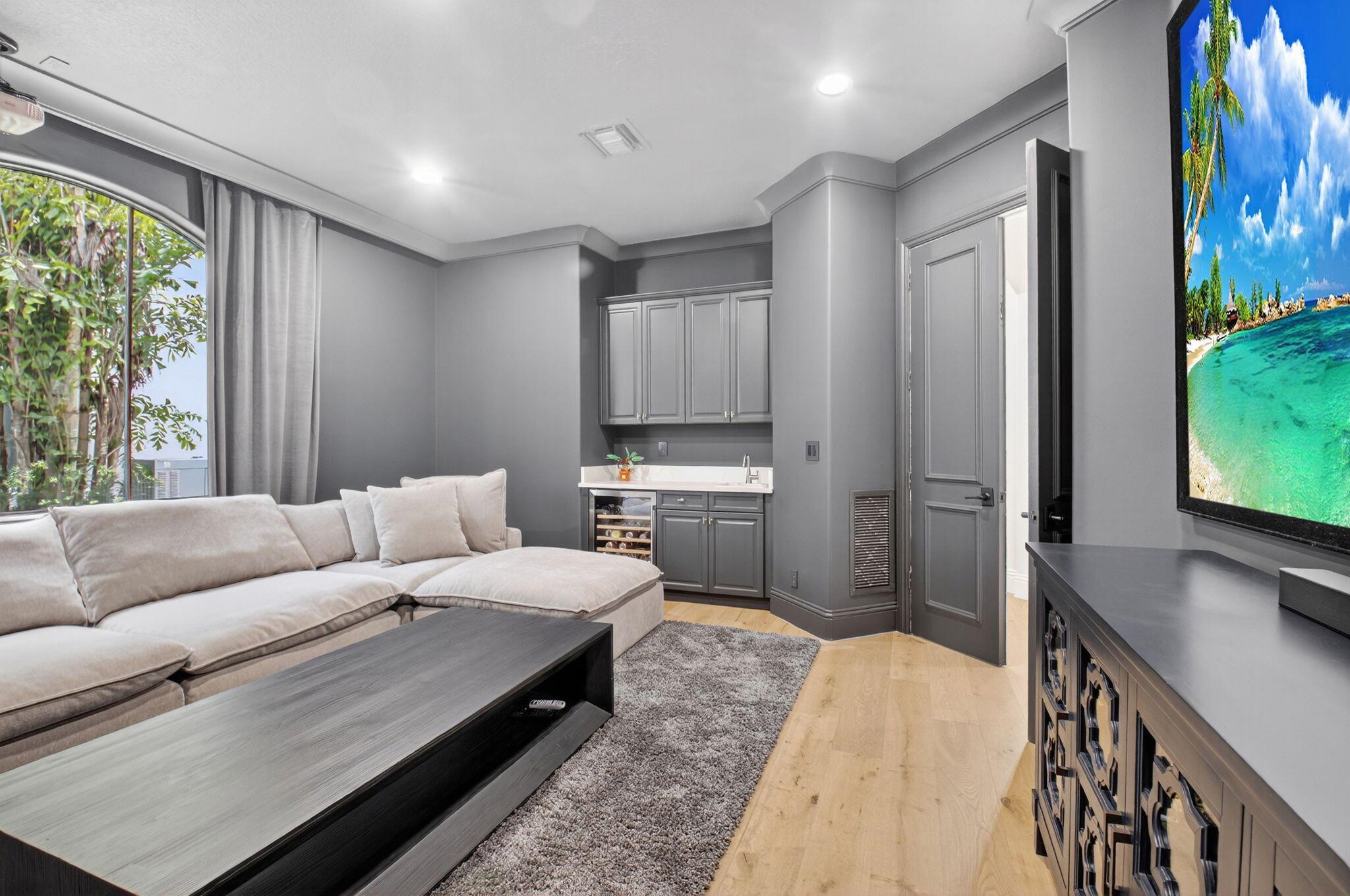 Boca Raton, Florida, 33496, United States, 6 Bedrooms Bedrooms, ,8 BathroomsBathrooms,Residential,Active,1964461