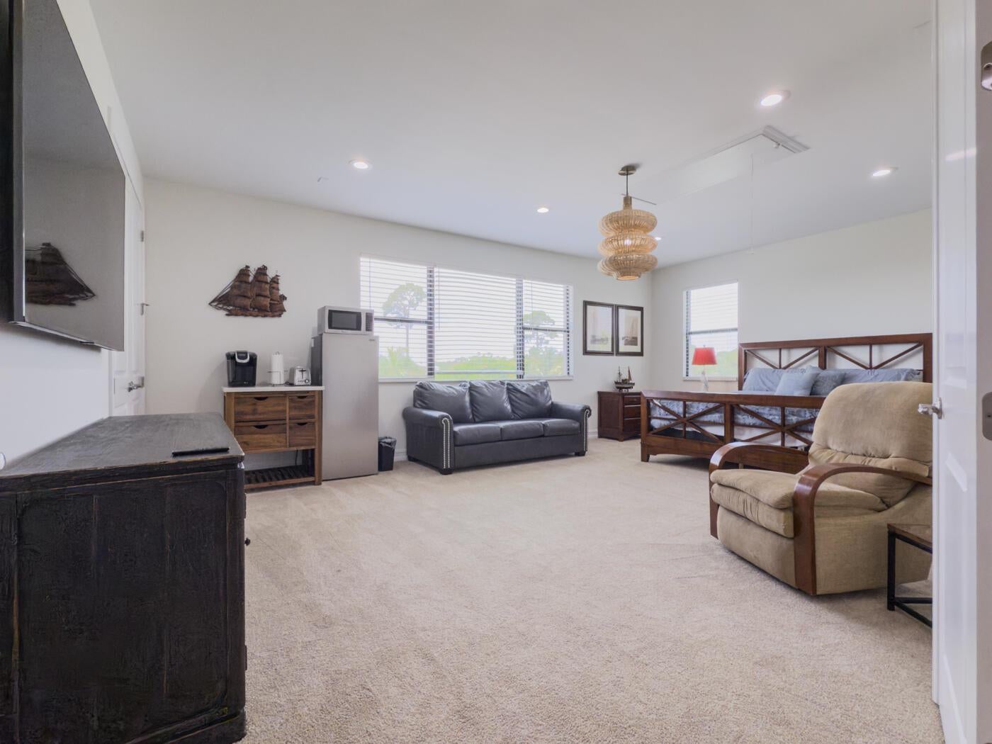 Jupiter, Florida, 33458, United States, 6 Bedrooms Bedrooms, ,7 BathroomsBathrooms,Residential,Active,1862852