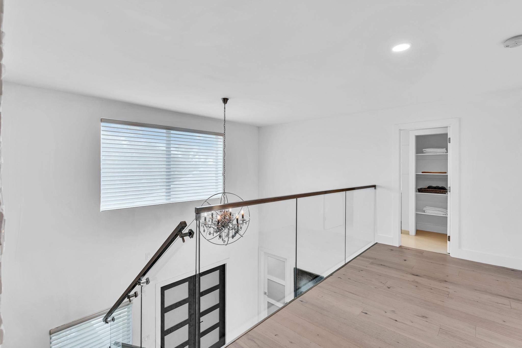 Lighthouse Point, Florida, 33064, United States, 4 Bedrooms Bedrooms, ,4 BathroomsBathrooms,Residential,Active,1945211