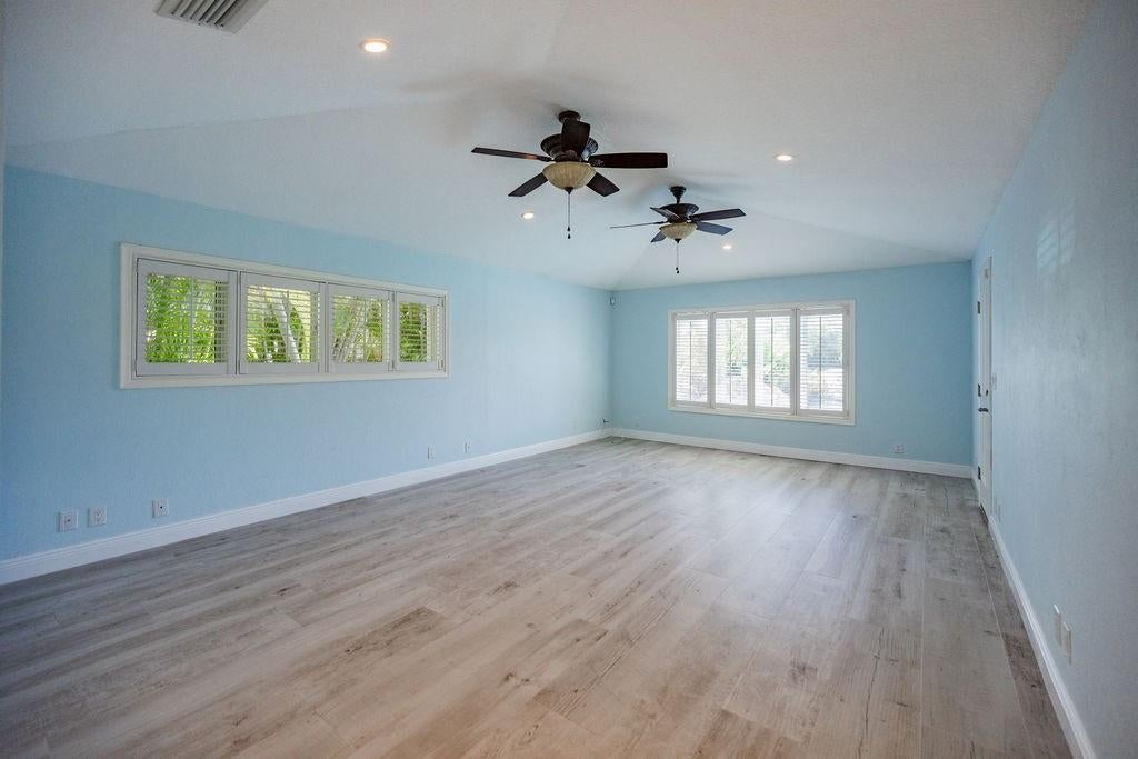 Lighthouse Point, Florida, 33064, United States, 4 Bedrooms Bedrooms, ,4 BathroomsBathrooms,Residential,Active,1701977