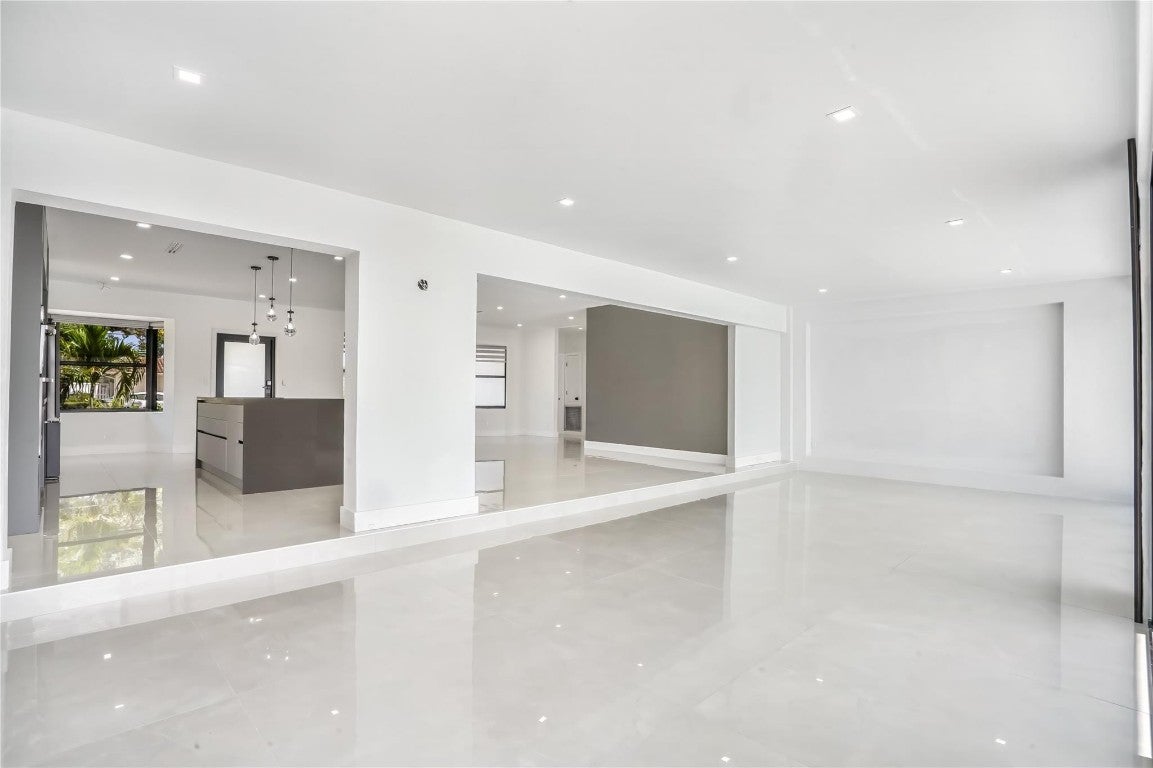 Fort Lauderdale, Florida, 33308, United States, 3 Bedrooms Bedrooms, ,3 BathroomsBathrooms,Residential,Contingent,2008742