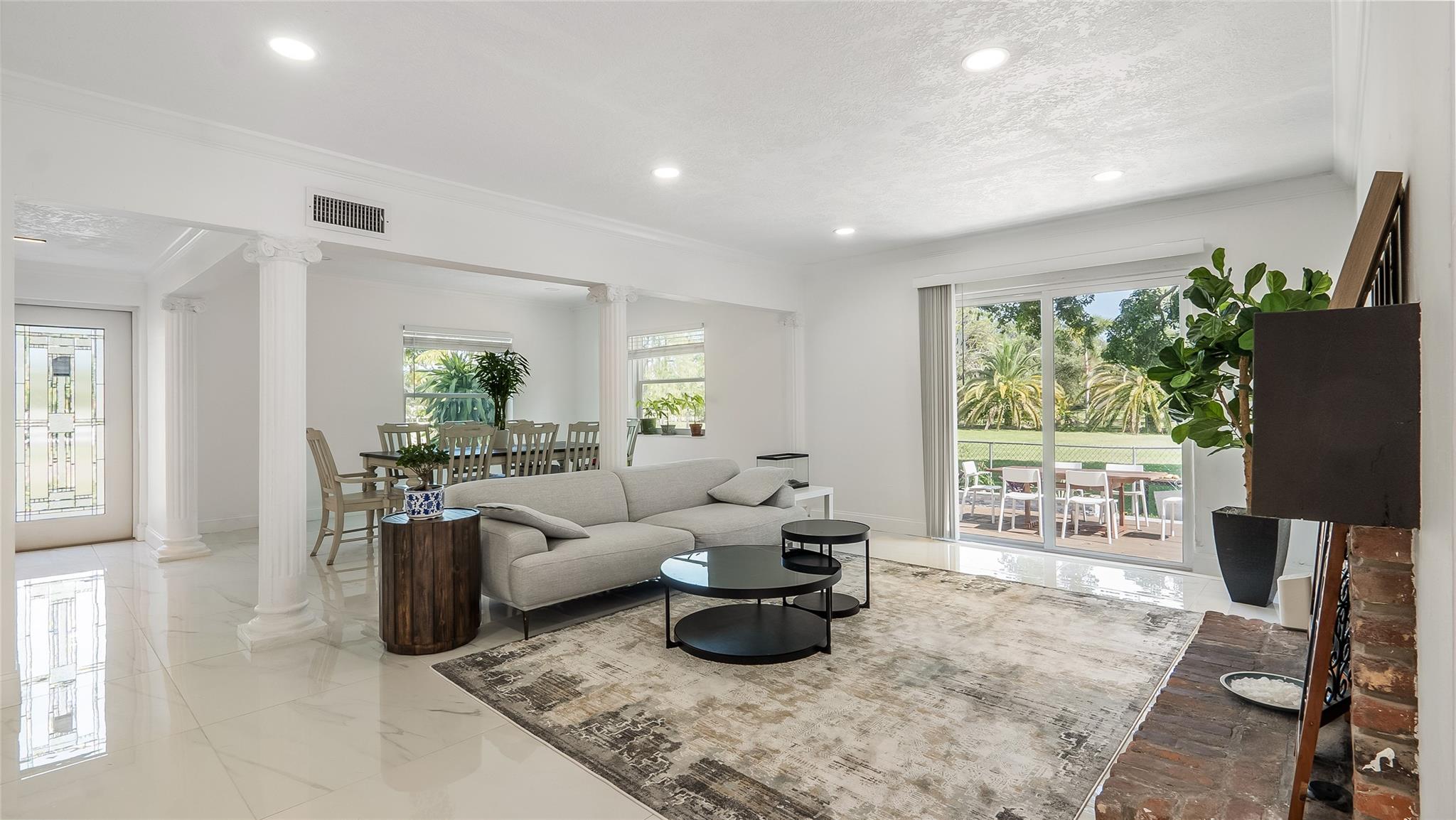 Parkland, Florida, 33067, United States, 5 Bedrooms Bedrooms, ,5 BathroomsBathrooms,Residential,Active,1944063