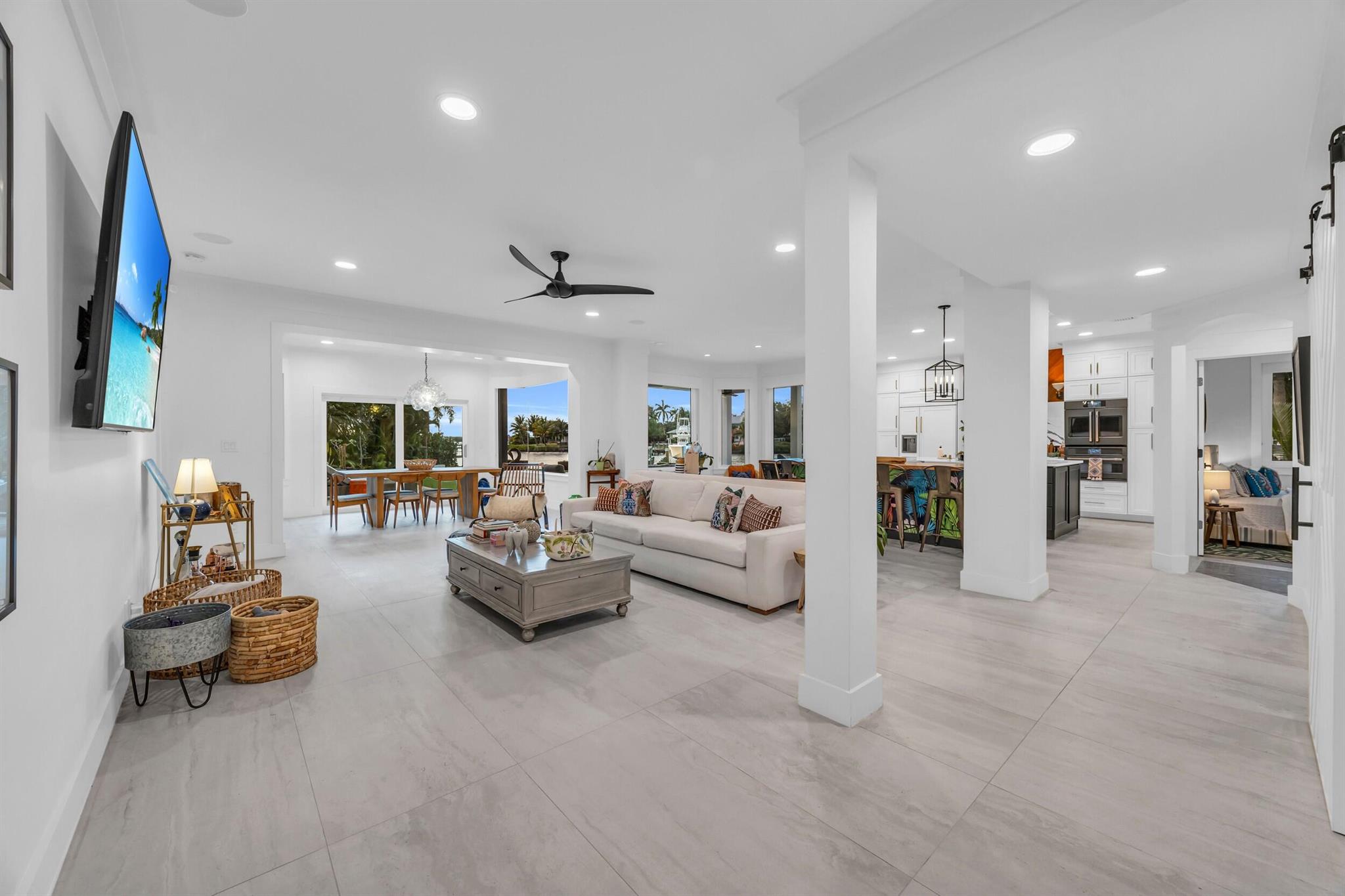 Stuart, Florida, 34994, United States, 4 Bedrooms Bedrooms, ,4 BathroomsBathrooms,Residential,Active,1782767
