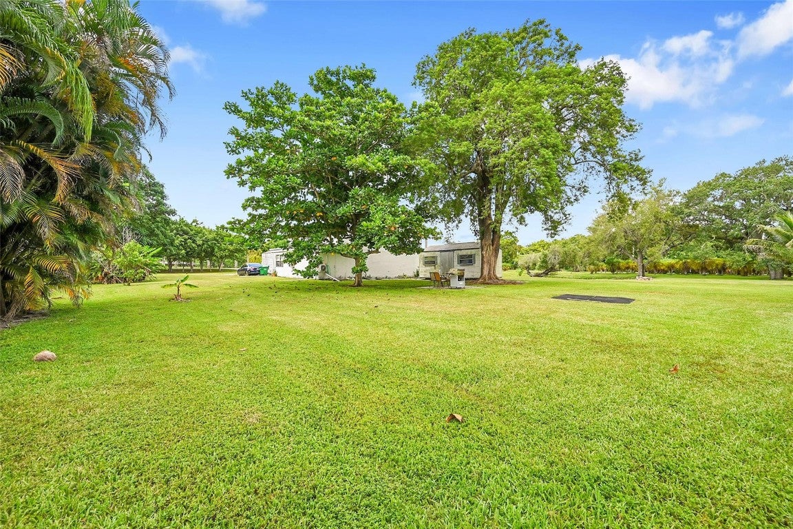 Plantation, Florida, 33323, United States, 4 Bedrooms Bedrooms, ,3 BathroomsBathrooms,Residential,Contingent,2008349