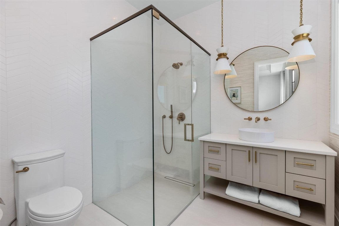 Fort Lauderdale, Florida, 33316, United States, 6 Bedrooms Bedrooms, ,9 BathroomsBathrooms,Residential,Active,2008314