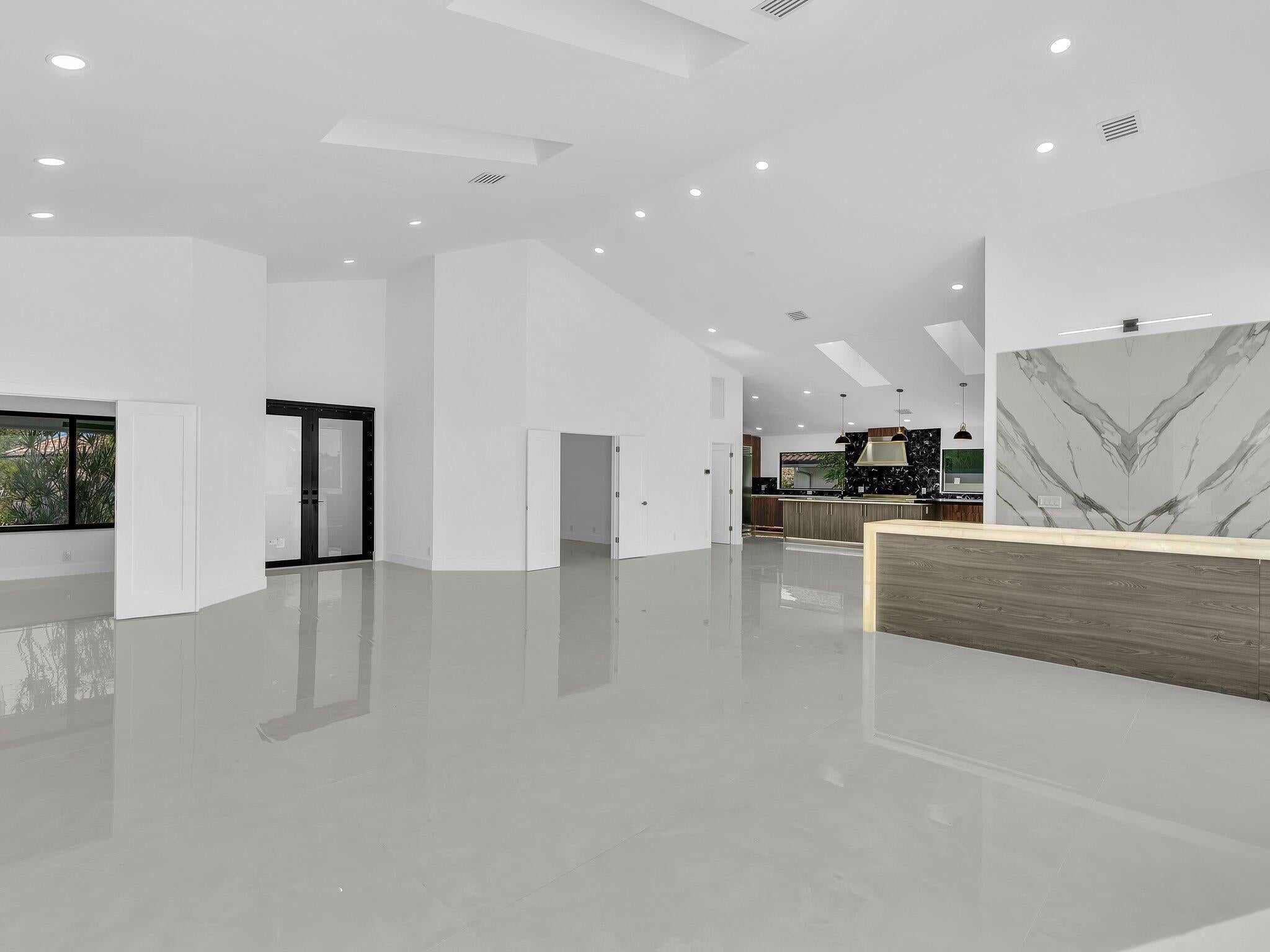 Boca Raton, Florida, 33433, United States, 5 Bedrooms Bedrooms, ,4 BathroomsBathrooms,Residential,Active,1967119