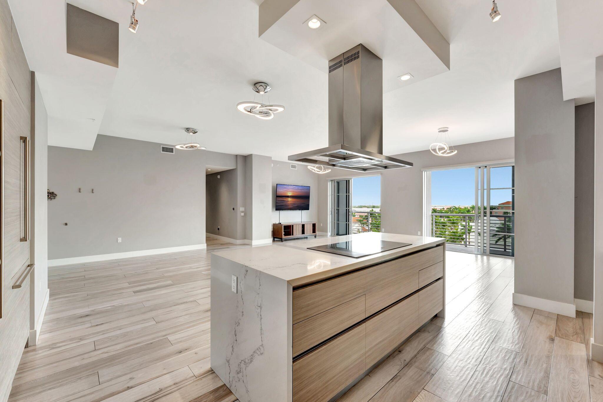 Boca Raton, Florida, 33432, United States, 3 Bedrooms Bedrooms, ,3 BathroomsBathrooms,Residential,Active,1966027