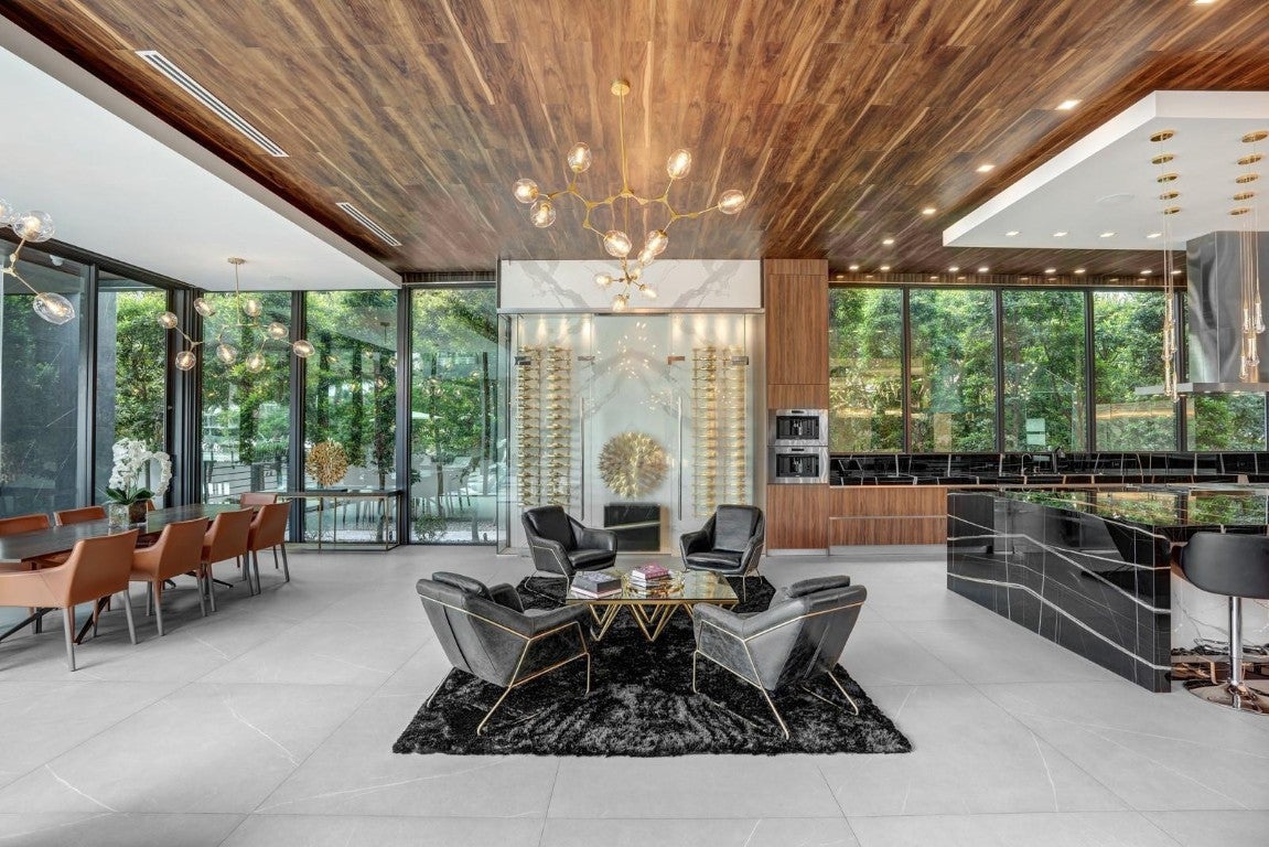 Fort Lauderdale, Florida, 33304, United States, 6 Bedrooms Bedrooms, ,9 BathroomsBathrooms,Residential,Active,2007970