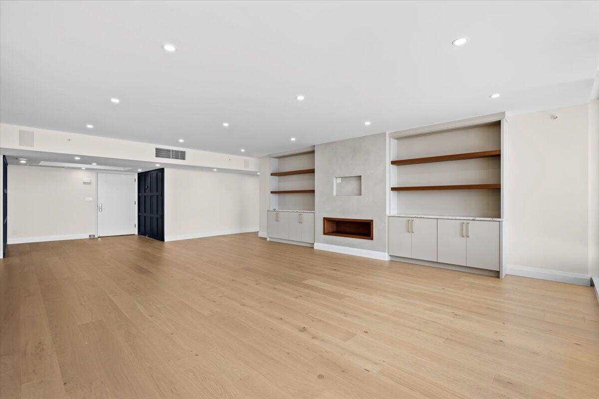 North Palm Beach, Florida, 33408, United States, 3 Bedrooms Bedrooms, ,3 BathroomsBathrooms,Residential,Active,1933736