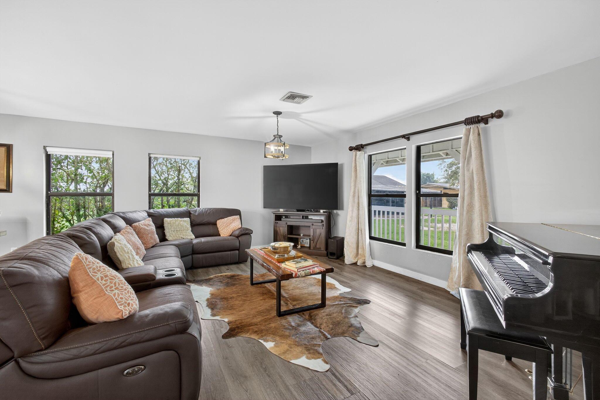Wellington, Florida, 33470, United States, ,3 BathroomsBathrooms,Residential,Active,1894786