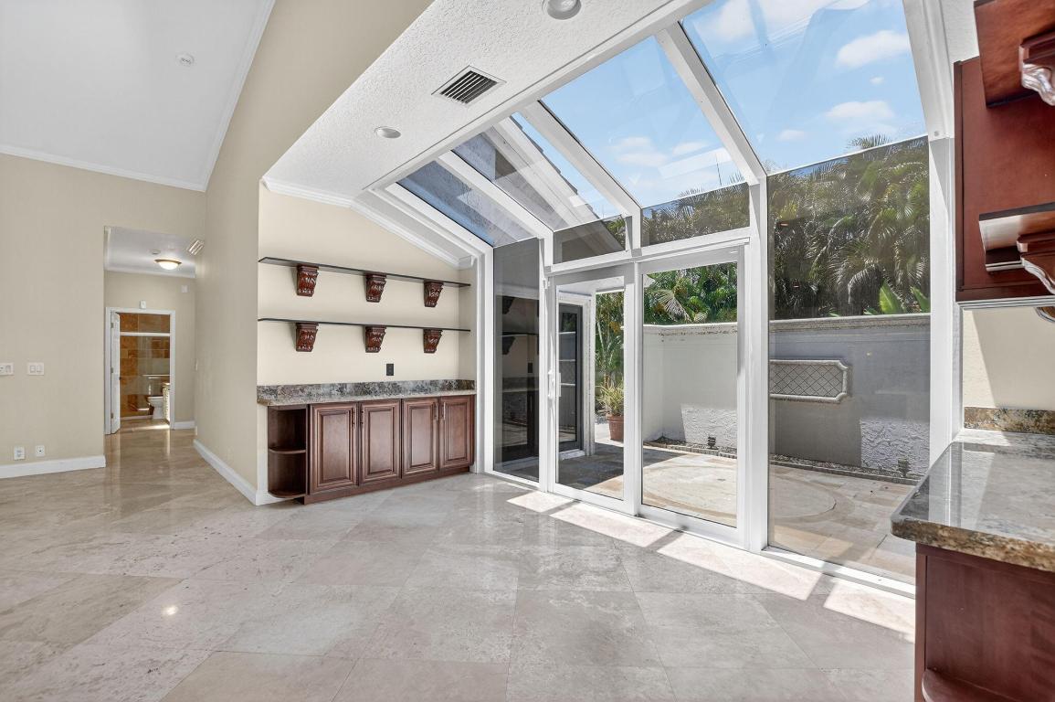 Boca Raton, Florida, 33487, United States, 5 Bedrooms Bedrooms, ,4 BathroomsBathrooms,Residential,Active,2008713