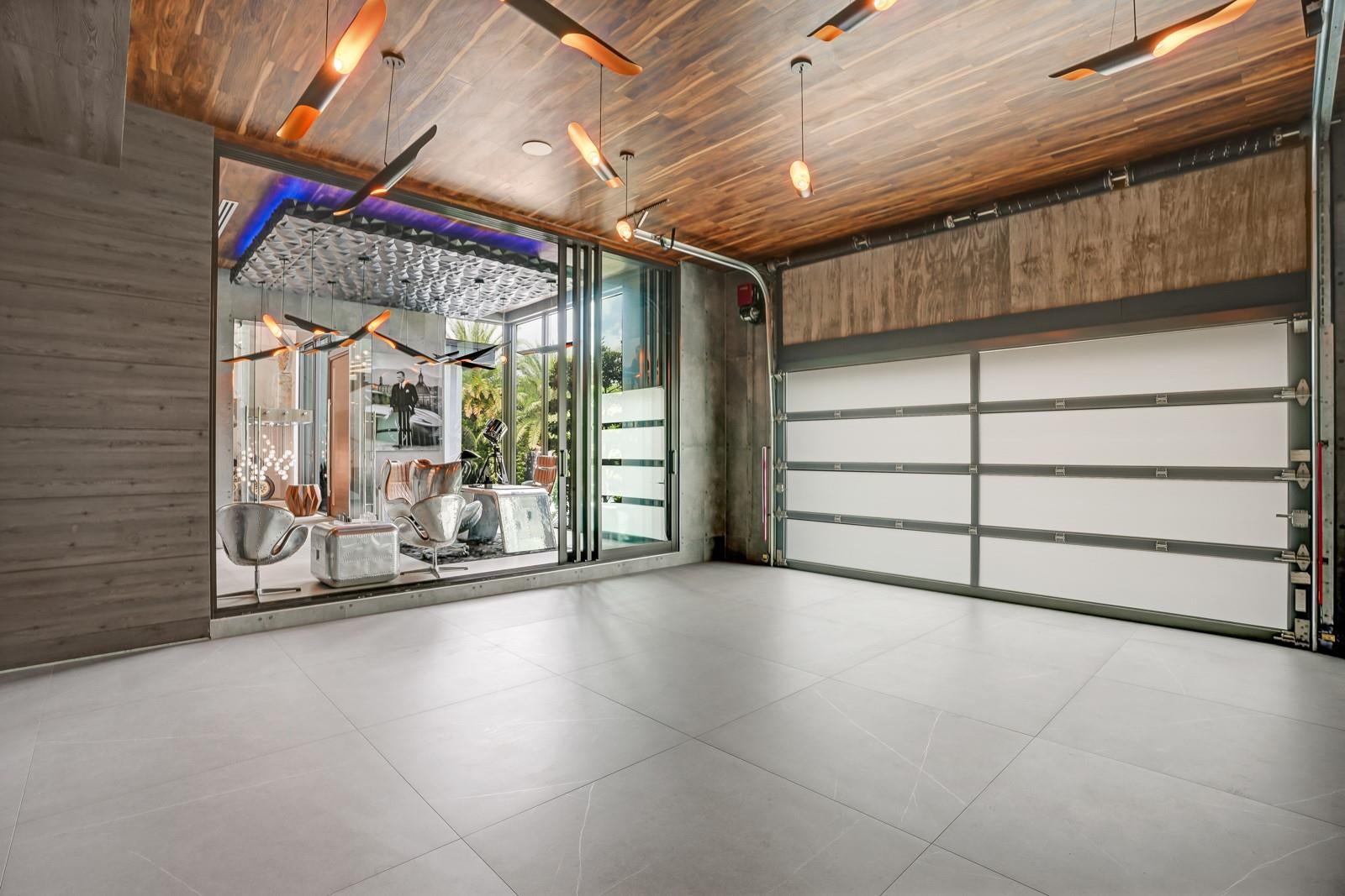 Fort Lauderdale, Florida, 33304, United States, 6 Bedrooms Bedrooms, ,9 BathroomsBathrooms,Residential,Active,1953026