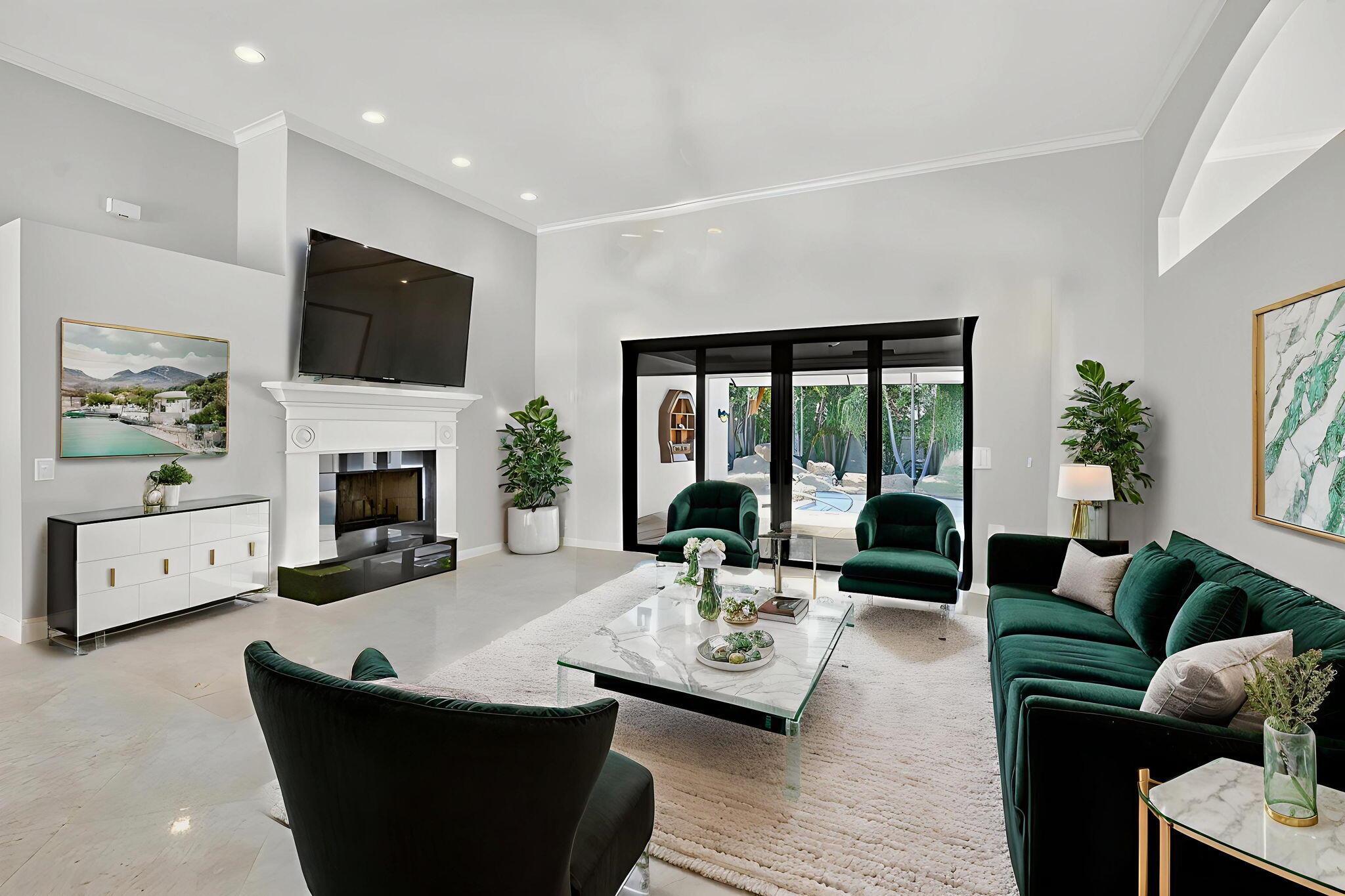 Boca Raton, Florida, 33487, United States, 5 Bedrooms Bedrooms, ,4 BathroomsBathrooms,Residential,Active,1892410