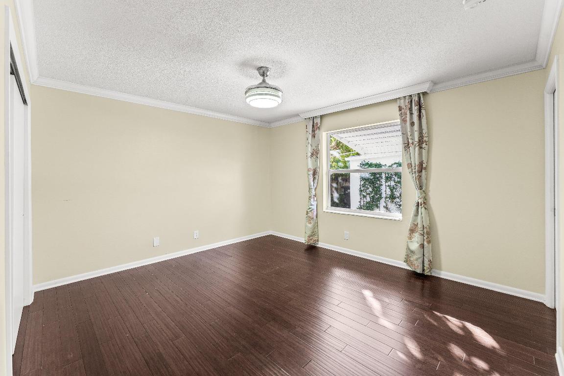 West Palm Beach, Florida, 33405, United States, 4 Bedrooms Bedrooms, ,5 BathroomsBathrooms,Residential,Active,2007629