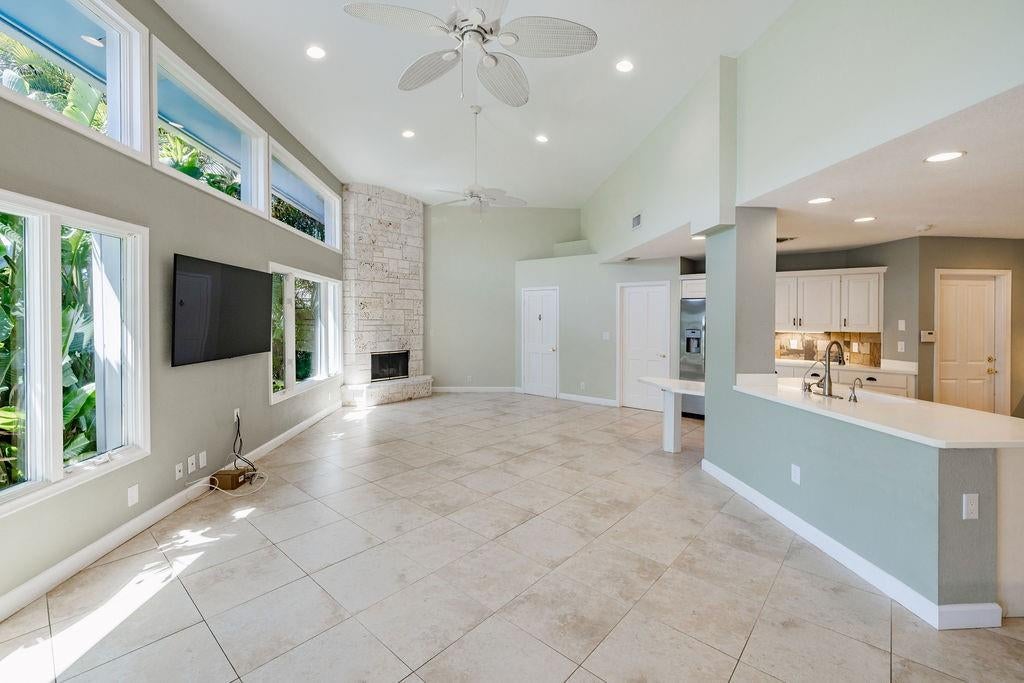 Lighthouse Point, Florida, 33064, United States, 4 Bedrooms Bedrooms, ,4 BathroomsBathrooms,Residential,Active,1701977