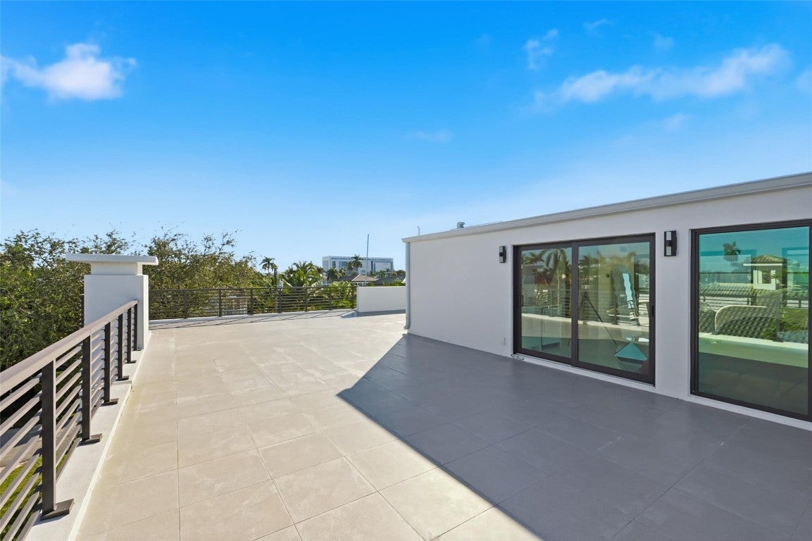 Fort Lauderdale, Florida, 33316, United States, 5 Bedrooms Bedrooms, ,5 BathroomsBathrooms,Residential,Active,2008271