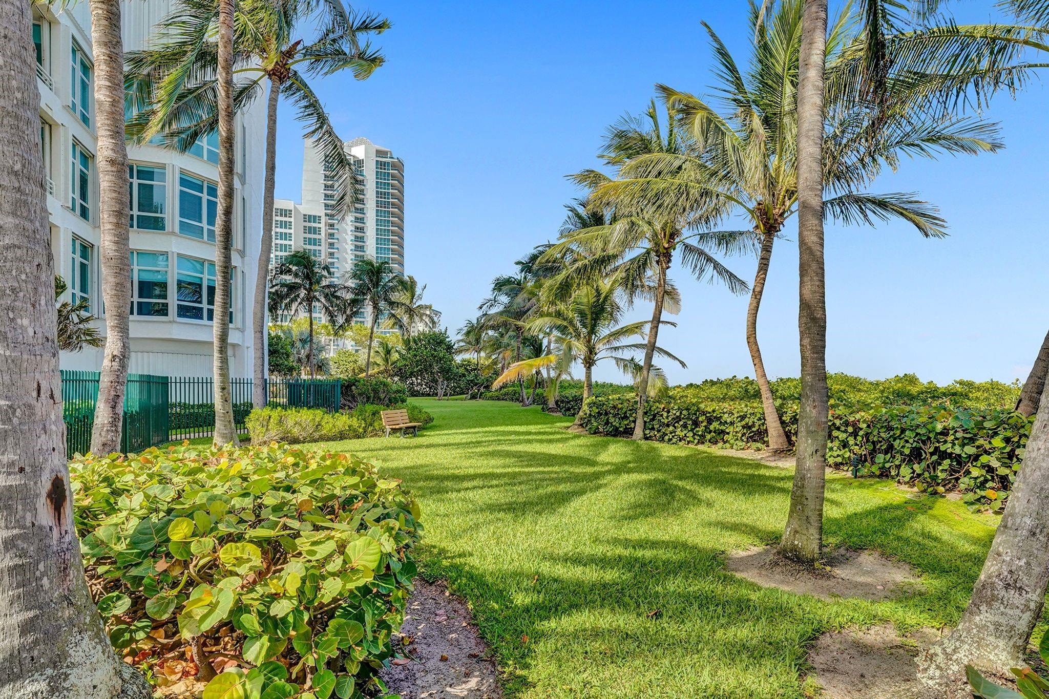 Lauderdale By The Sea, Florida, 33062, United States, 3 Bedrooms Bedrooms, ,3 BathroomsBathrooms,Residential,Active,2002612