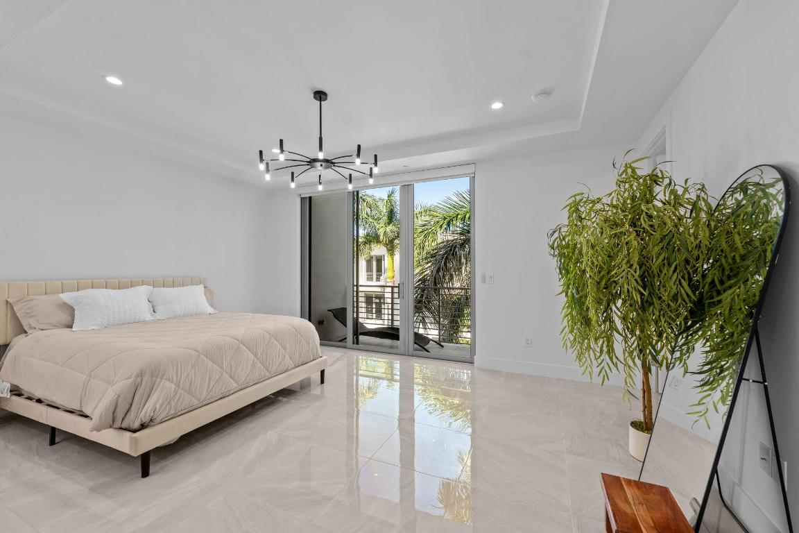 Boca Raton, Florida, 33431, United States, 3 Bedrooms Bedrooms, ,4 BathroomsBathrooms,Residential,Active,1997592