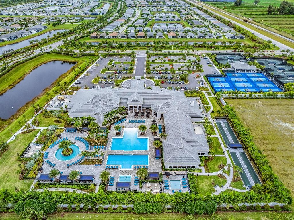 Boynton Beach, Florida, 33473, United States, 3 Bedrooms Bedrooms, ,4 BathroomsBathrooms,Residential,Active,2008023