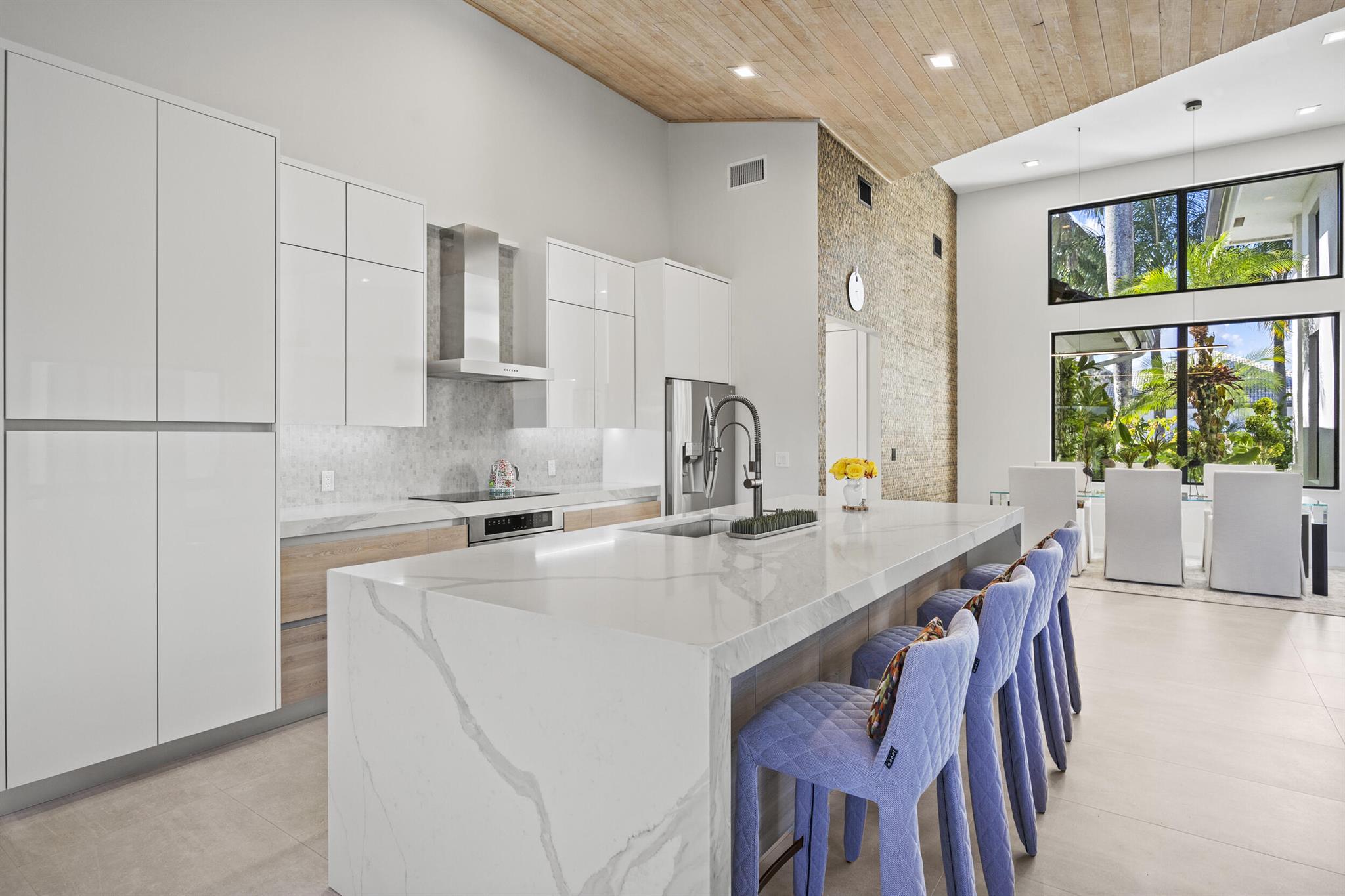 Boca Raton, Florida, 33498, United States, 4 Bedrooms Bedrooms, ,5 BathroomsBathrooms,Residential,Active,1914576