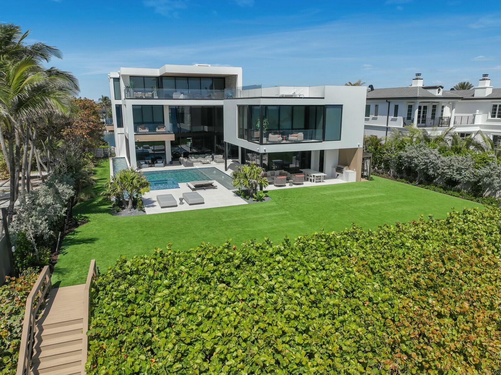 Hillsboro Beach, Florida, 33062, United States, 6 Bedrooms Bedrooms, ,8 BathroomsBathrooms,Residential,Active,1769322