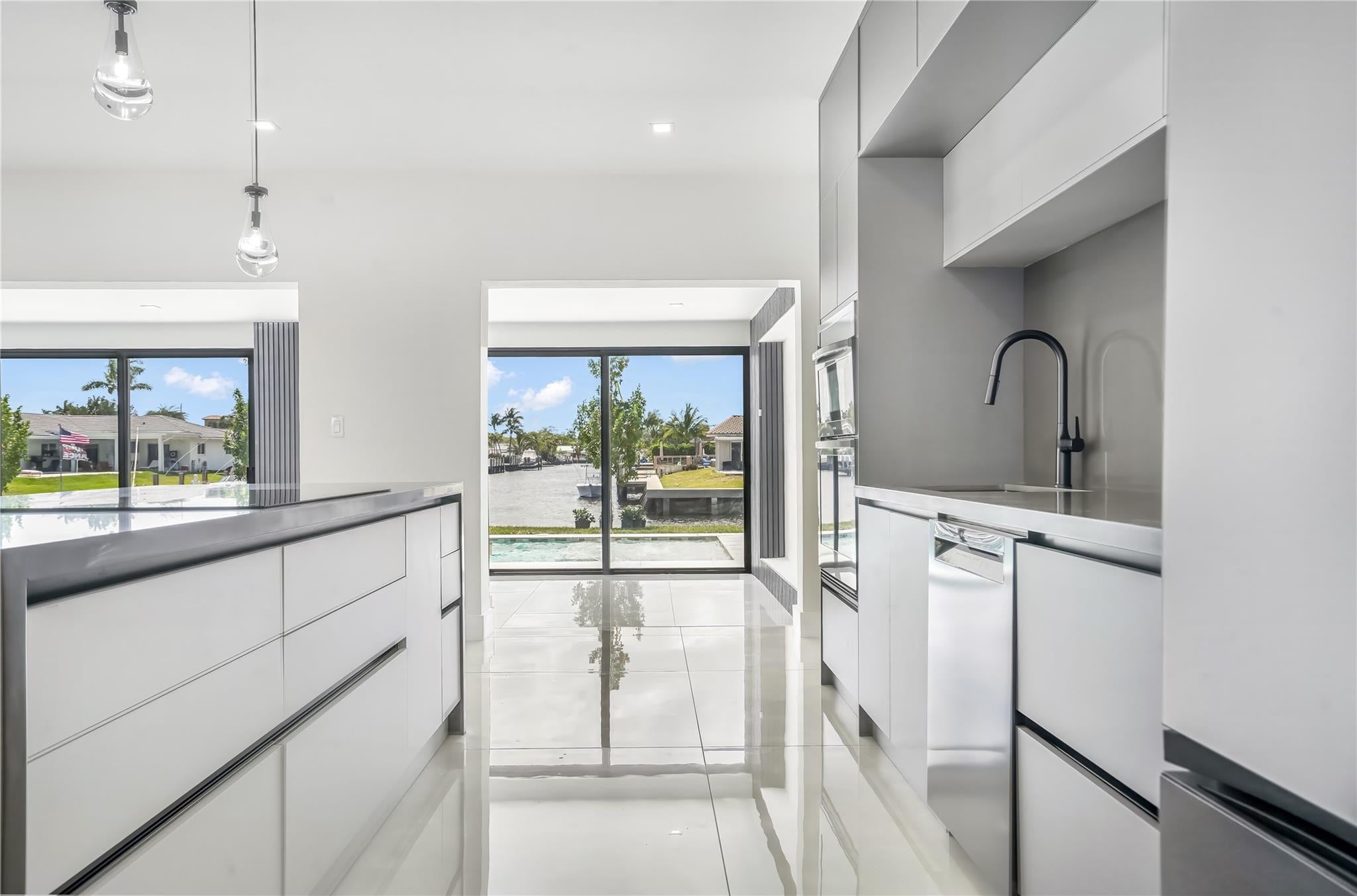 Fort Lauderdale, Florida, 33308, United States, 3 Bedrooms Bedrooms, ,3 BathroomsBathrooms,Residential,Active,1892444