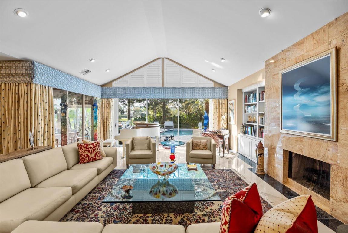 Palm City, Florida, 34990, United States, 3 Bedrooms Bedrooms, ,4 BathroomsBathrooms,Residential,Active,2011193