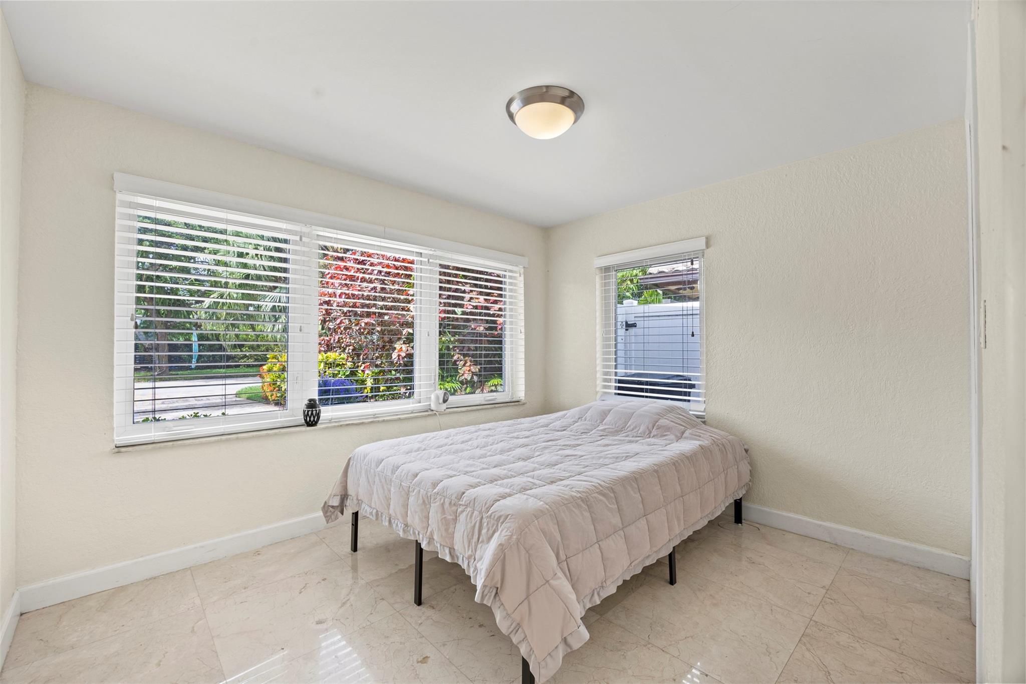 Fort Lauderdale, Florida, 33305, United States, 4 Bedrooms Bedrooms, ,3 BathroomsBathrooms,Residential,Active,1973285