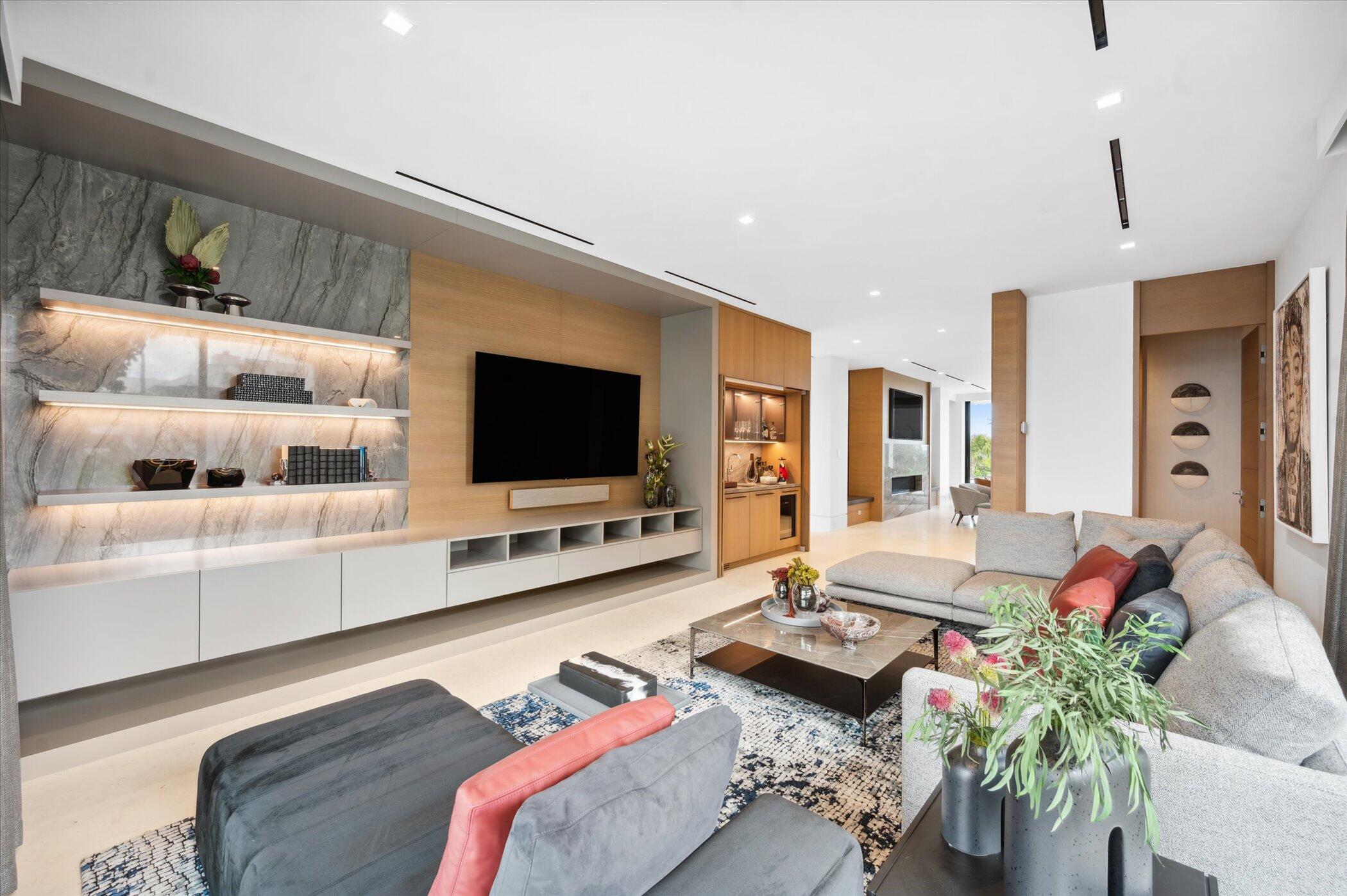 Hillsboro Beach, Florida, 33062, United States, 6 Bedrooms Bedrooms, ,8 BathroomsBathrooms,Residential,Active,1769322