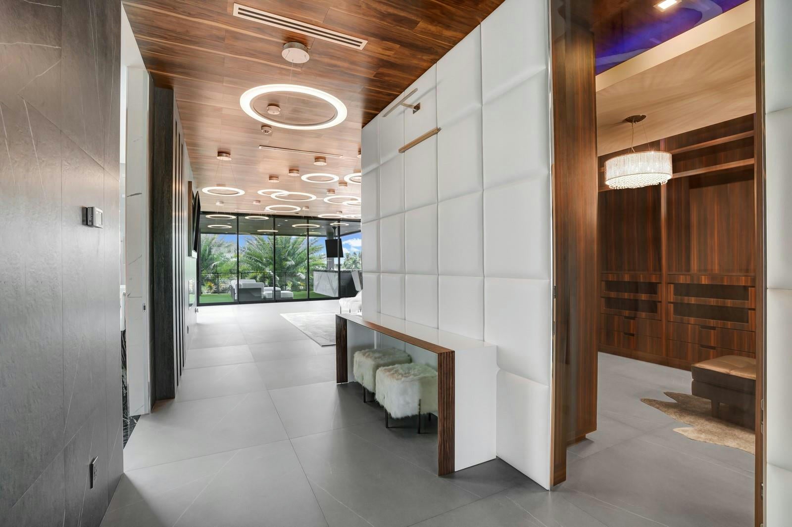 Fort Lauderdale, Florida, 33304, United States, ,9 BathroomsBathrooms,Residential,Active,1704754