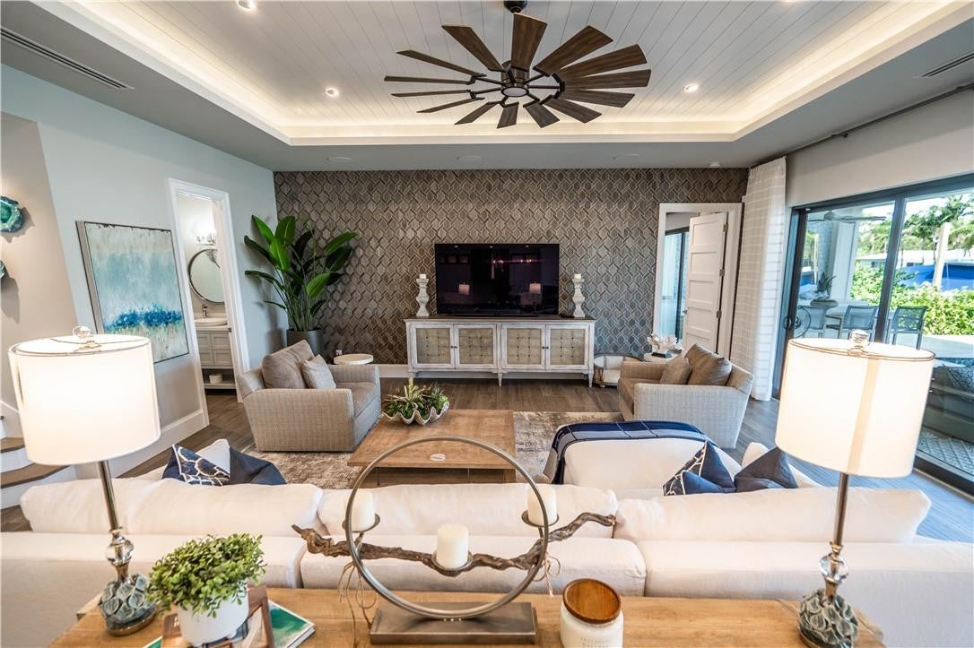 Lighthouse Point, Florida, 33064, United States, 3 Bedrooms Bedrooms, ,5 BathroomsBathrooms,Residential,Active,2011211