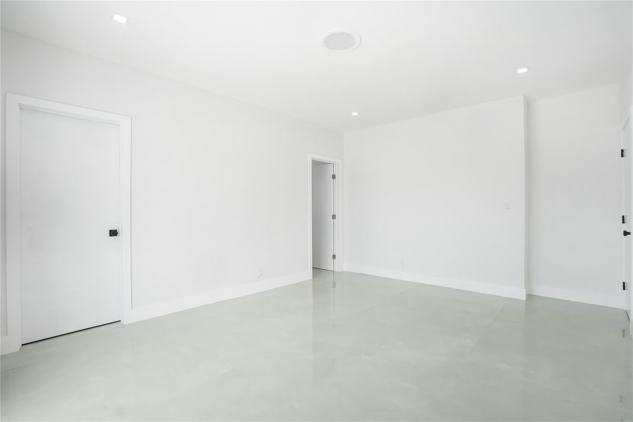 Fort Lauderdale, Florida, 33308, United States, 3 Bedrooms Bedrooms, ,3 BathroomsBathrooms,Residential,Active,1892444